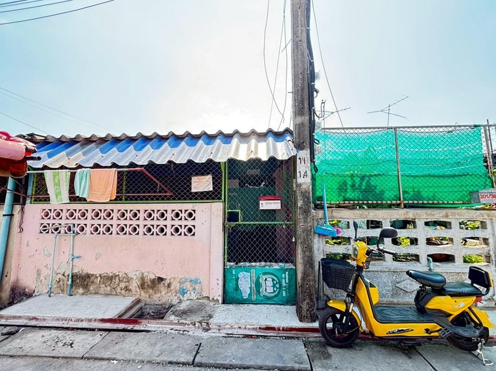 ทรัพย์สถาบันโดย GHB ทาวน์เฮาส์ เมืองใหม่บางพลี บางเสาธง สมุทรปราการ