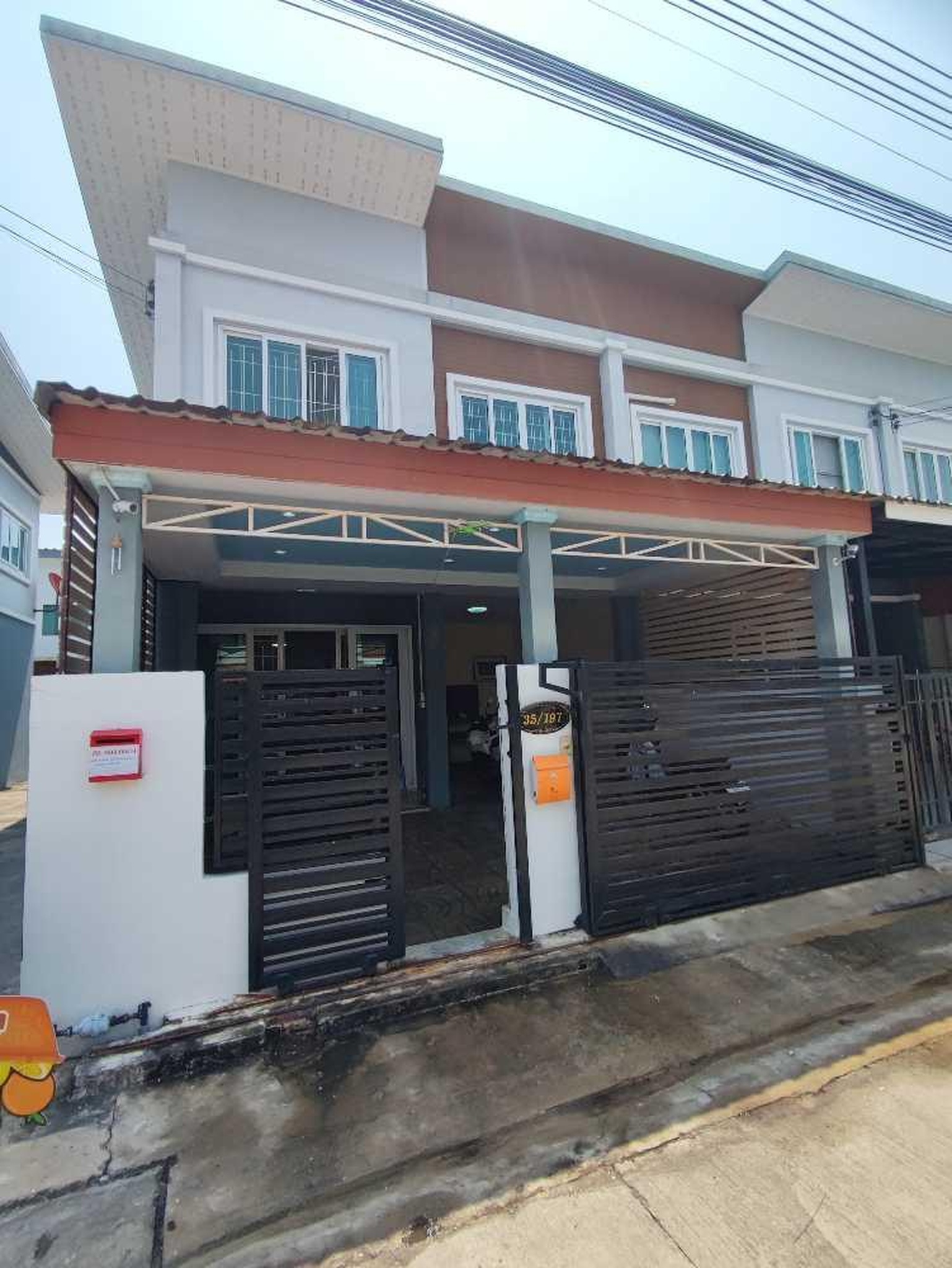 ทรัพย์สถาบันโดย GHB ทาวน์เฮาส์ คลองหลวง ปทุมธานี