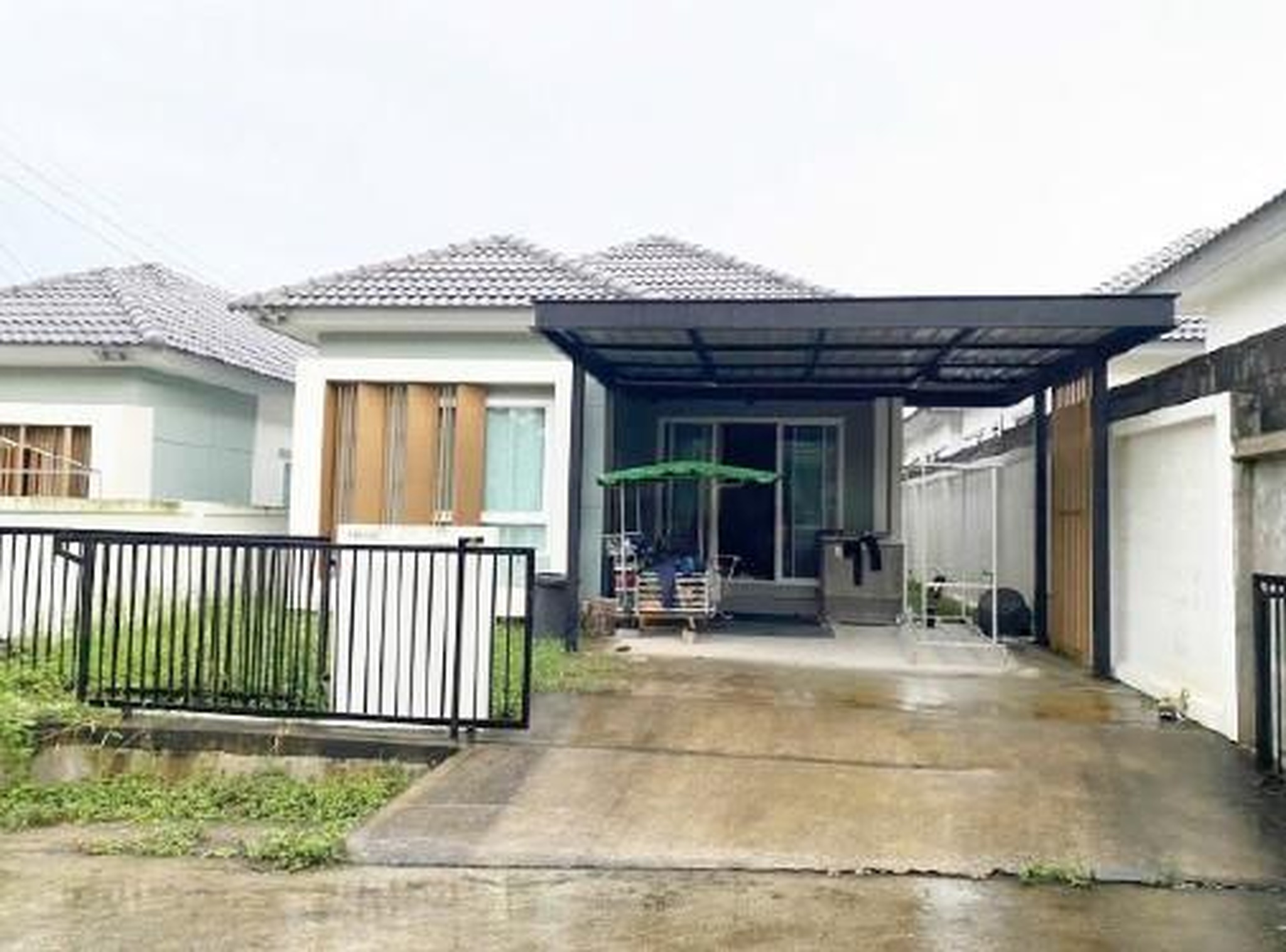 ทรัพย์สถาบันโดย GHB บ้านแฝด บ้านค่าย ระยอง