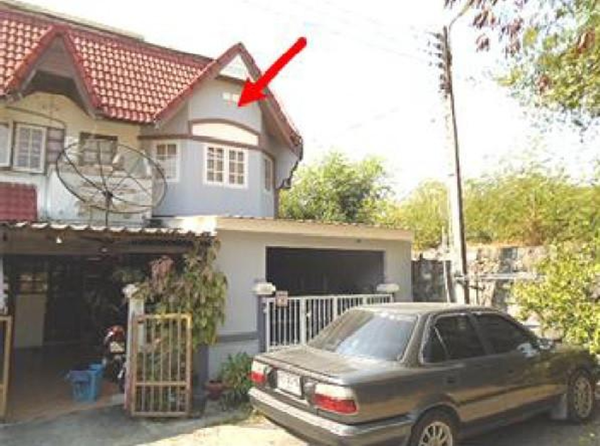 ทรัพย์สถาบันโดย GHB ทาวน์เฮาส์ ร่มสุขวิลเลจ 8 (Rom Suk 8)