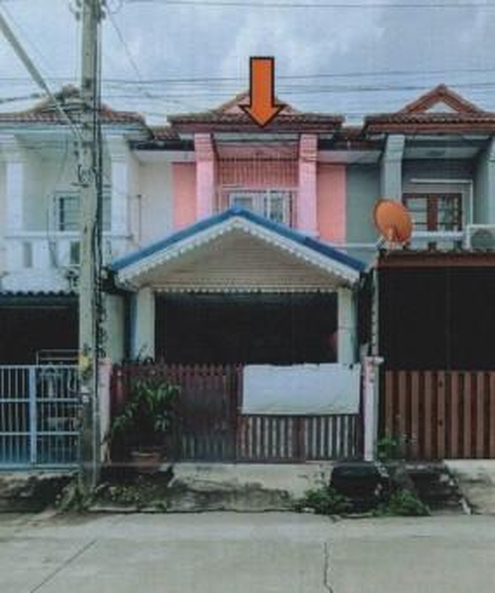 ทรัพย์สถาบันโดย GHB ทาวน์เฮาส์ พุทธชาด