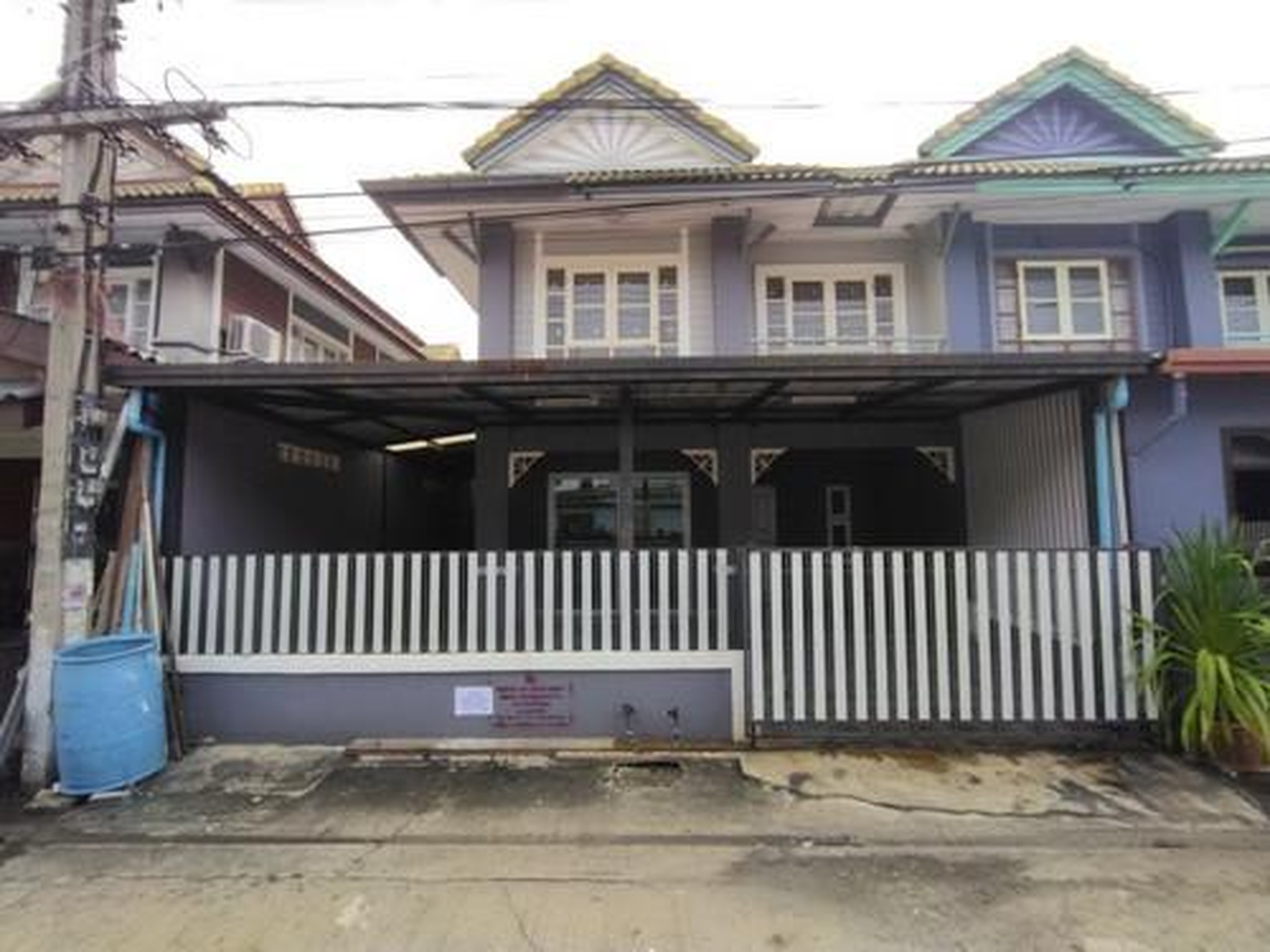ทรัพย์สถาบันโดย GHB ทาวน์เฮาส์ บ้านพฤกษา 13 คลองสาม (Baan Pruksa 13 Klong Sam)