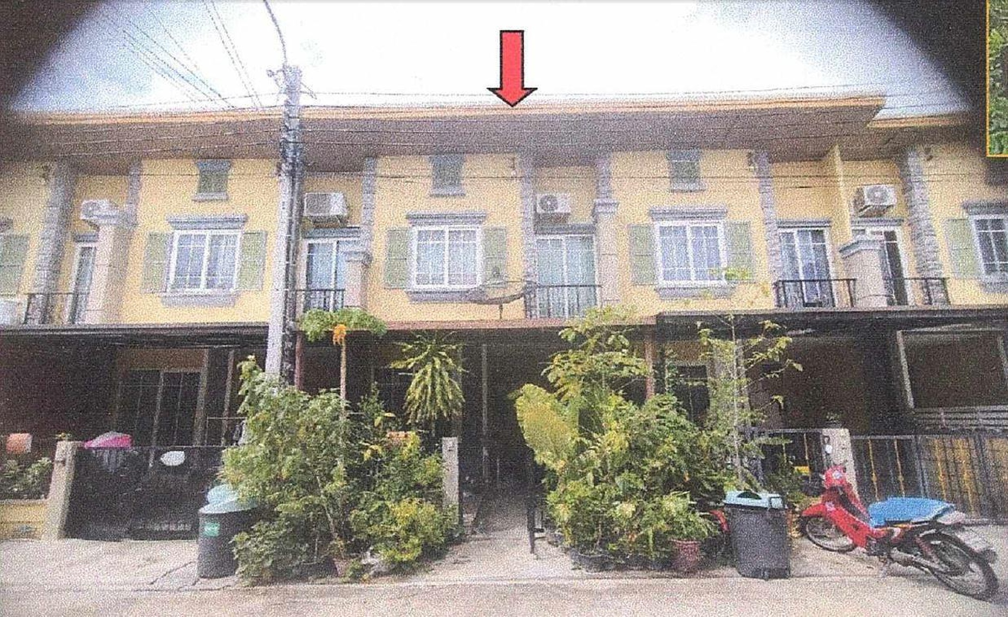 ทรัพย์สถาบันโดย GHB ทาวน์เฮาส์ โกลเด้น ทาวน์ 3 สุขสวัสดิ์-พุทธบูชา (Golden Town 3 Suksawat-Phutthabucha)
