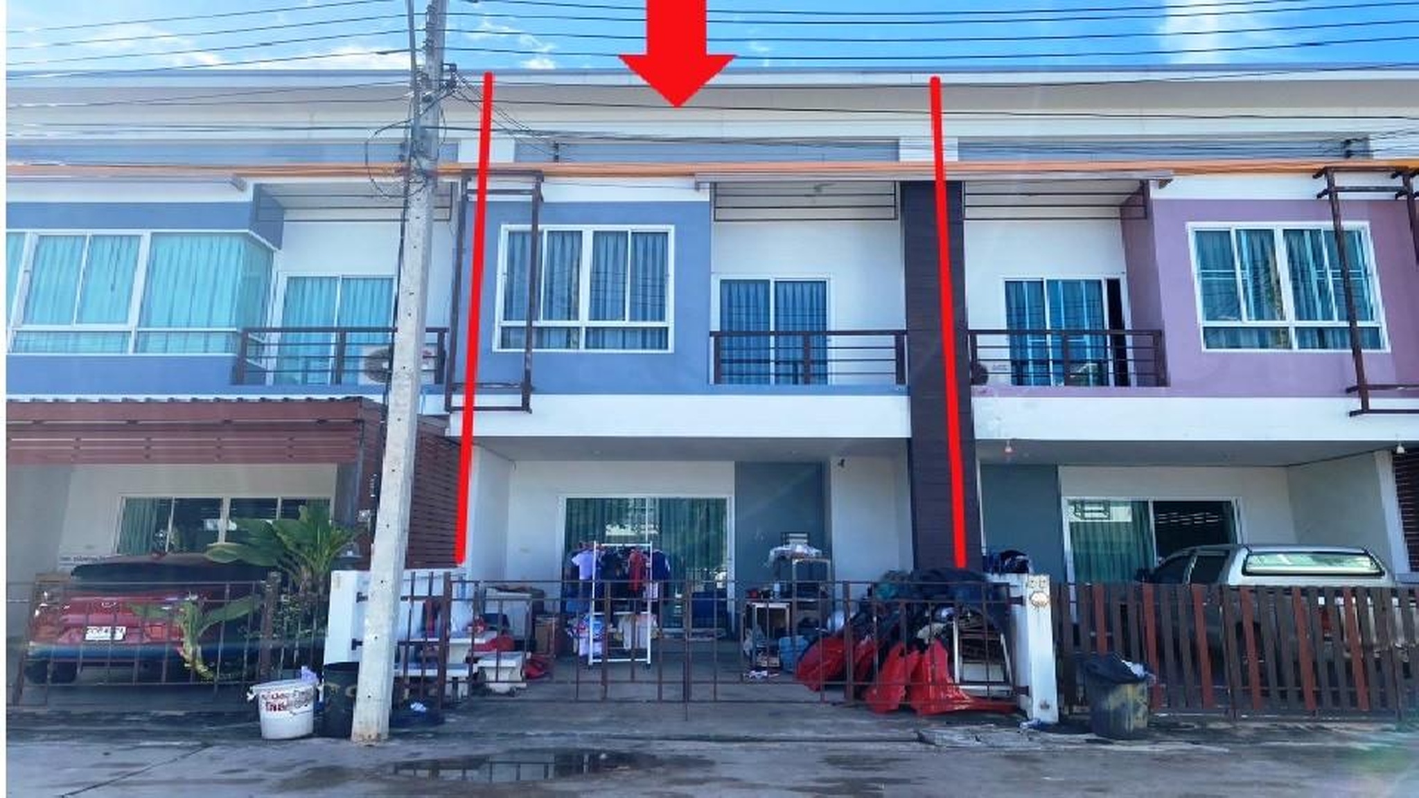ทรัพย์สถาบันโดย GHB ทาวน์เฮาส์ ชนรดา 2
