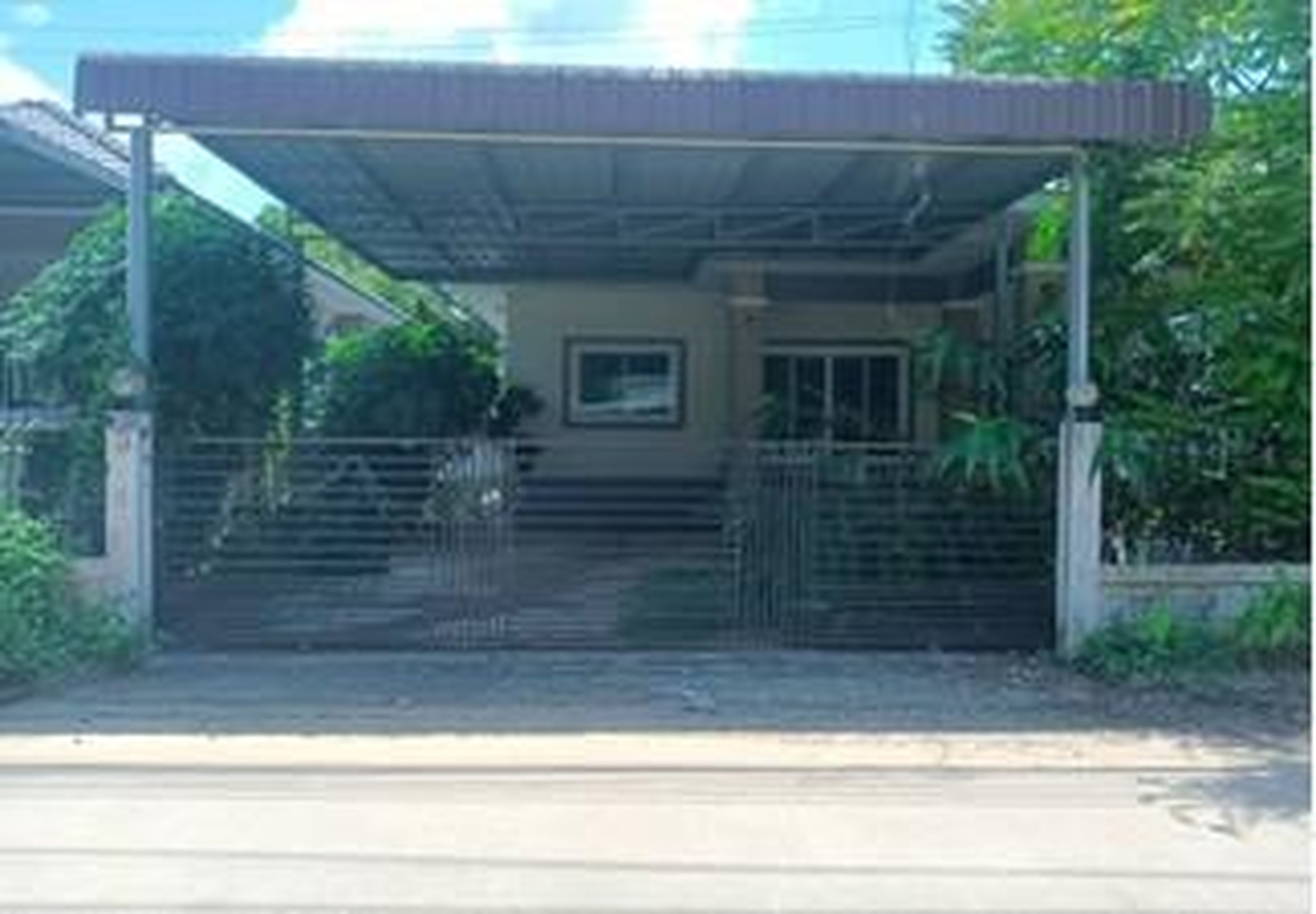 ทรัพย์สถาบันโดย GHB บ้านเดี่ยว ฉลองนครวิลล่า 2 (Chalongnakorn 2)