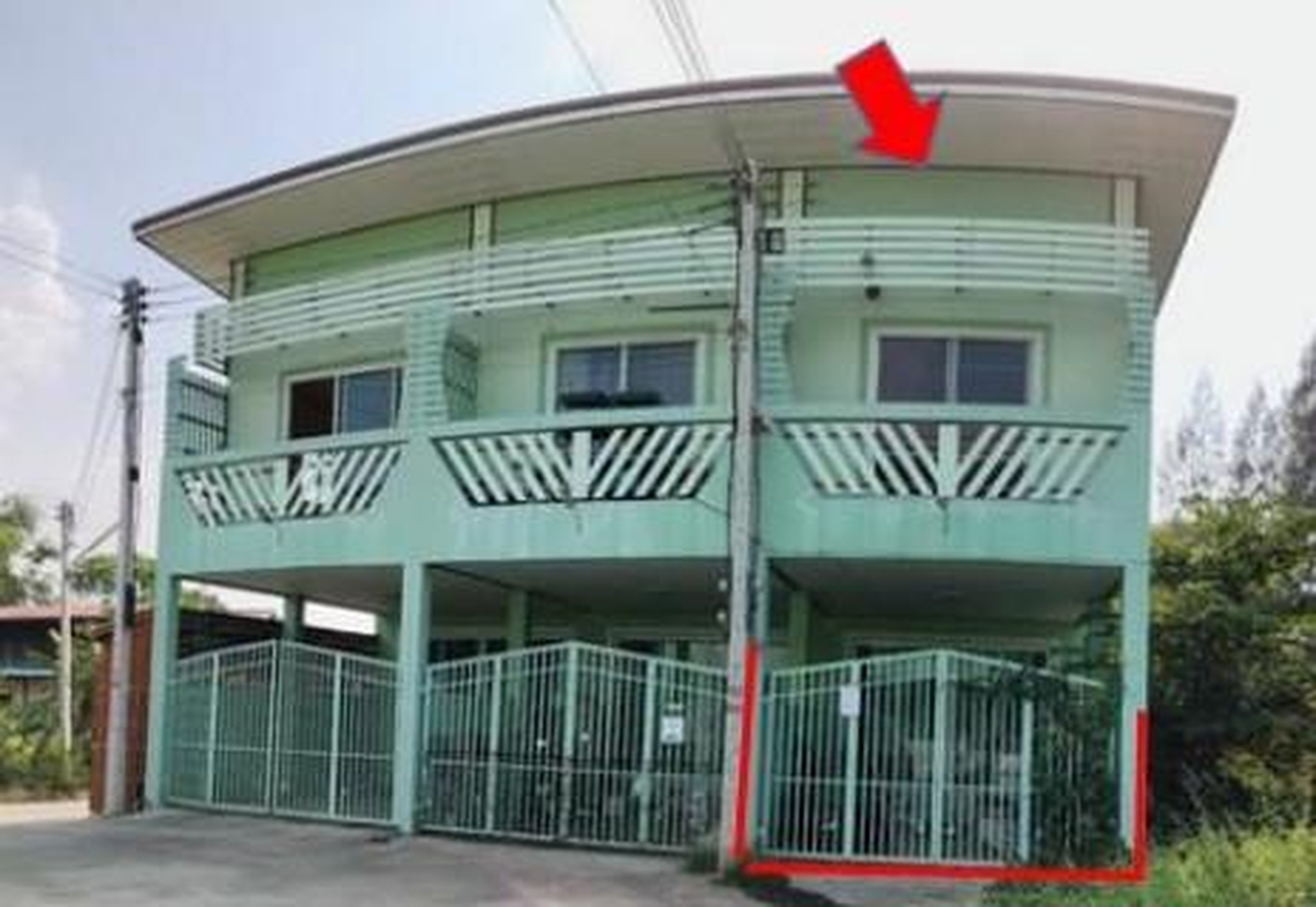ทรัพย์สถาบันโดย GHB ทาวน์เฮาส์ ขุนทิพย์2