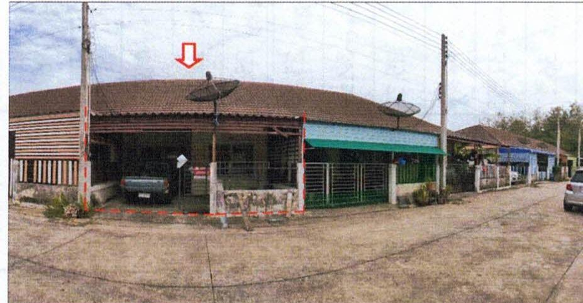 ทรัพย์สถาบันโดย GHB ทาวน์เฮาส์ 9999 วิลเลจ (9999 Village)