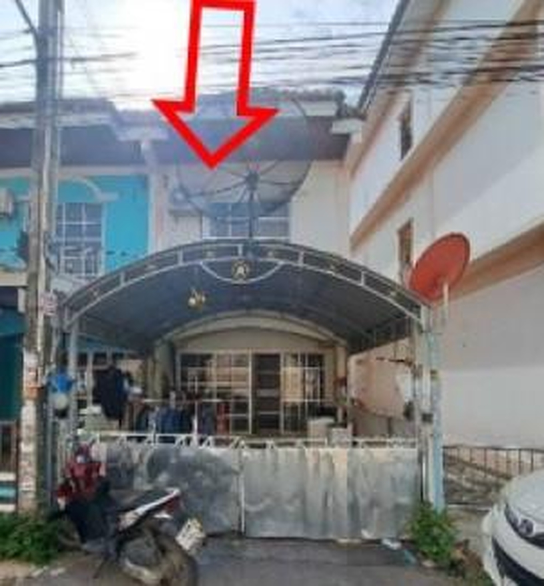 ทรัพย์สถาบันโดย GHB ทาวน์เฮาส์ พิรัญญา