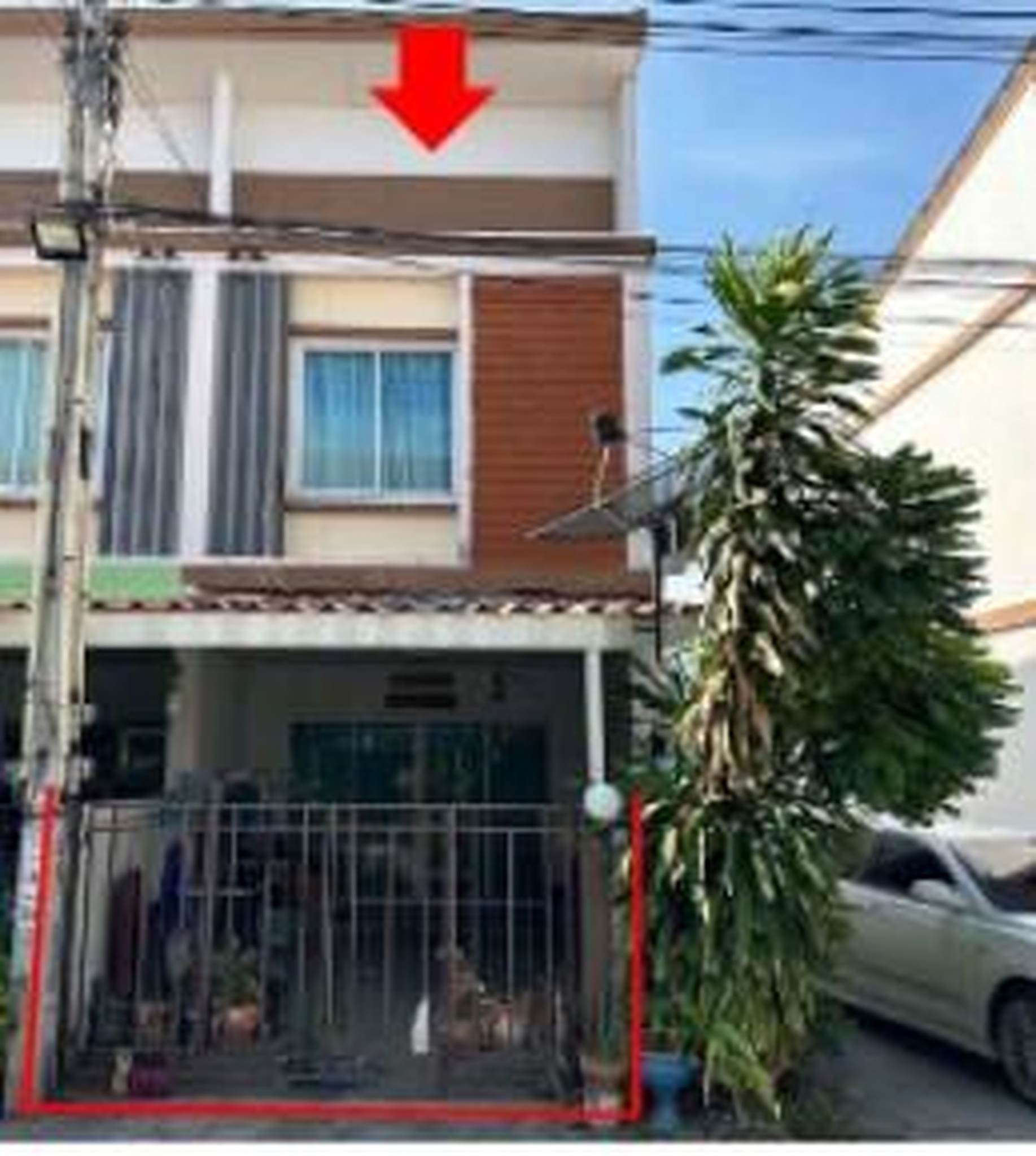ทรัพย์สถาบันโดย GHB ทาวน์เฮาส์ เดอะทาวน์ วิลล์