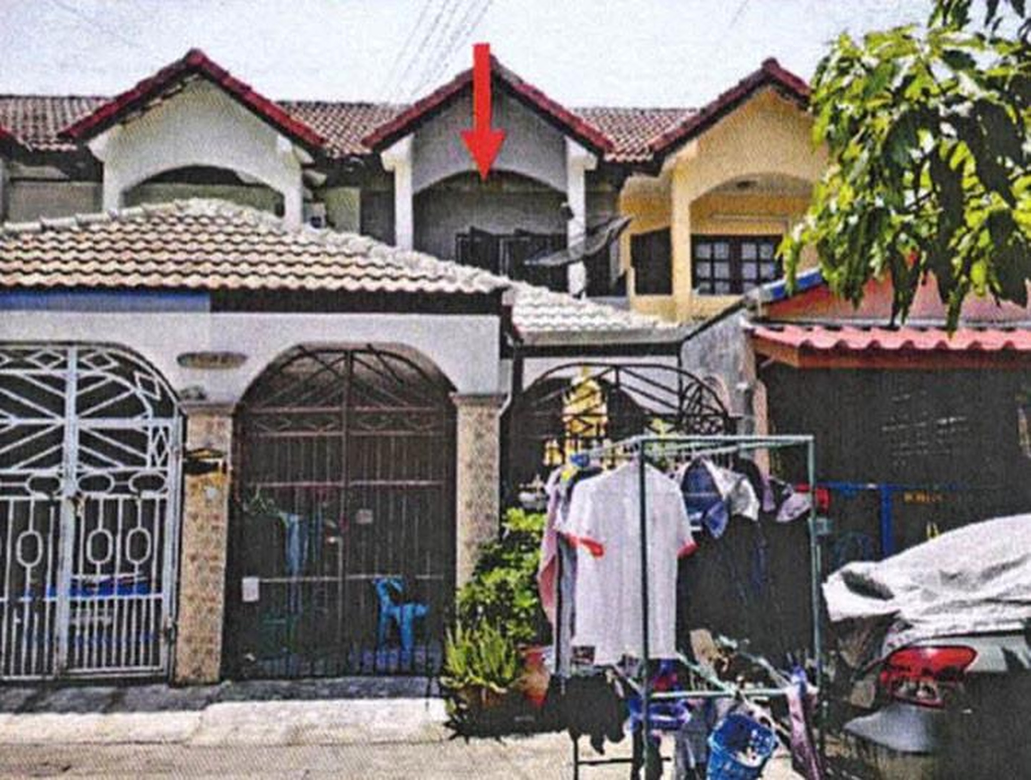 ทรัพย์สถาบันโดย GHB ทาวน์เฮาส์ บ้านสวนเลขที่ 5
