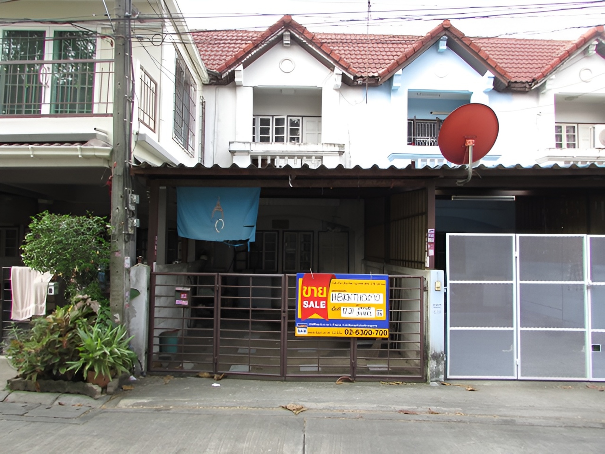 ทรัพย์สถาบันโดย BAM ทาวน์เฮาส์ใกล้ PK27 บางชัน แบงค์วิลล่า รามอินทรา (Bless Ville Ramintra 117)