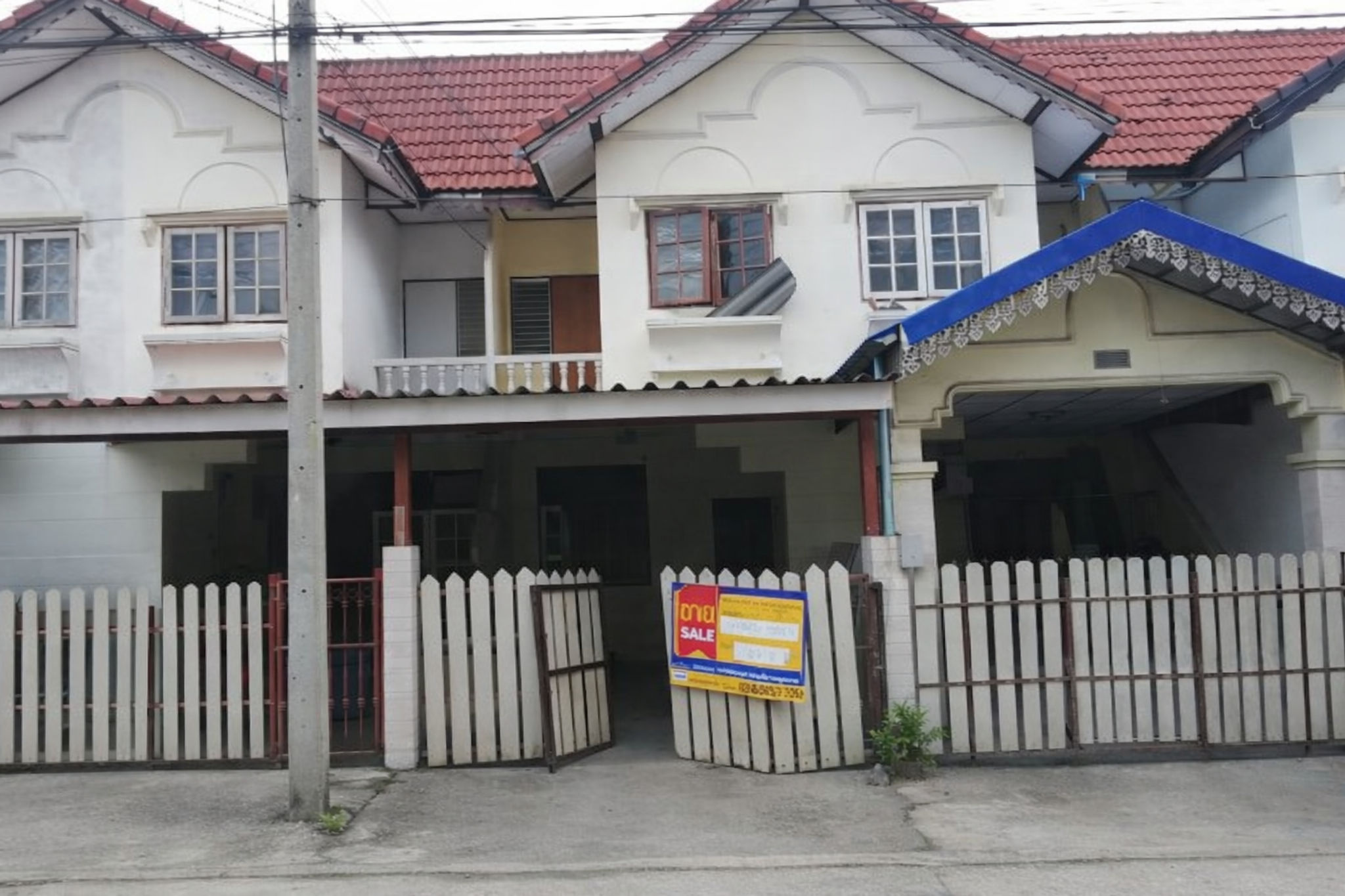 ทรัพย์สถาบันโดย BAM ทาวน์เฮาส์ บ้านสวนทองวิลล่า 10 (Baan Suan Thong Villa 10)