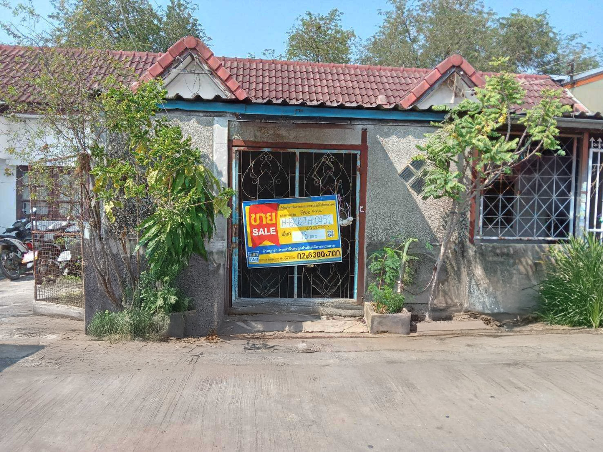 ทรัพย์สถาบันโดย BAM ทาวน์เฮาส์ เธียรทอง 3 คลอง 12 (Baan Thien Thong 3)