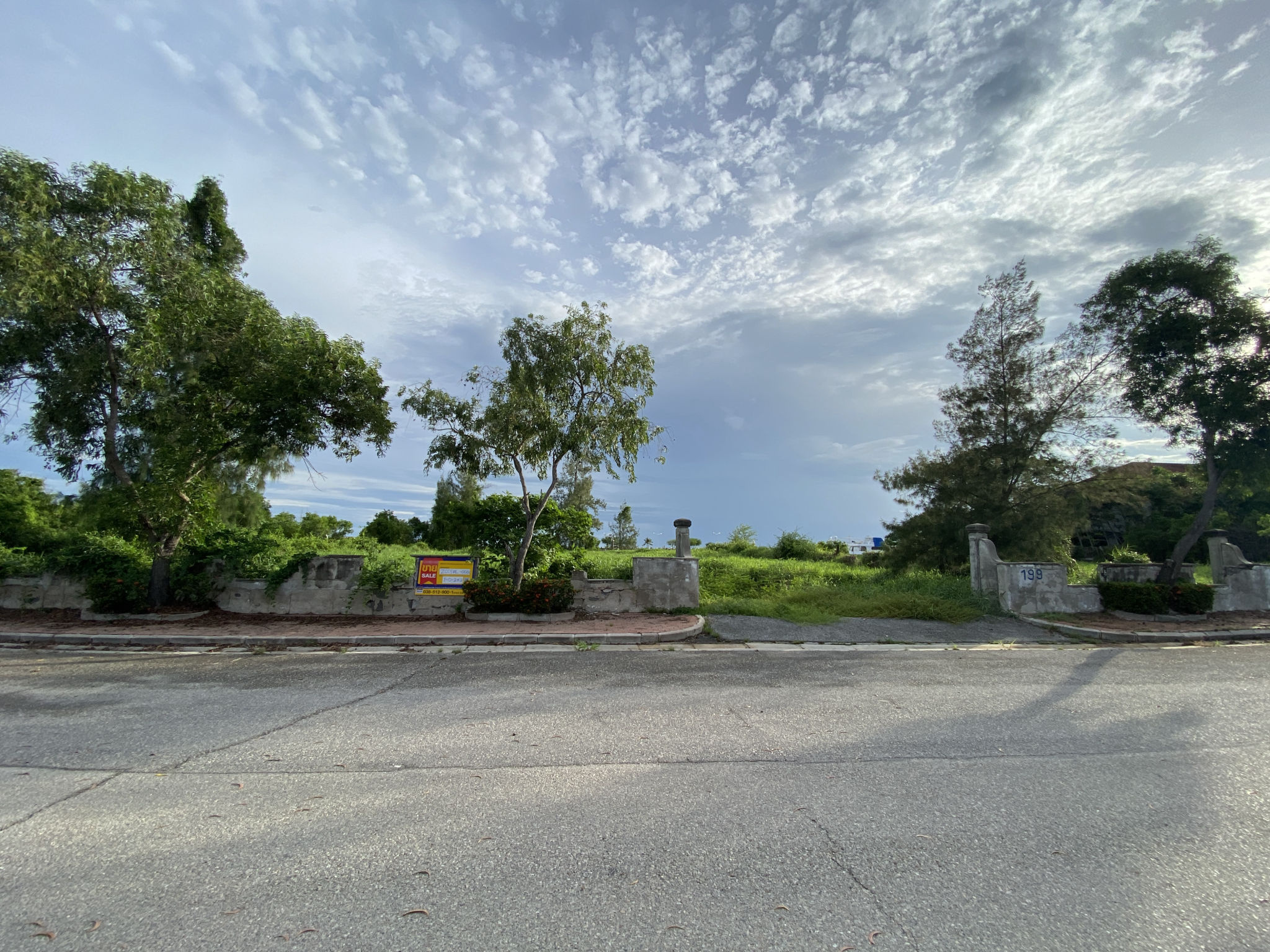 ทรัพย์สถาบันโดย BAM ที่ดิน เลคไซด์ วิลล่า 3 (Royal Lakeside Golf Club)