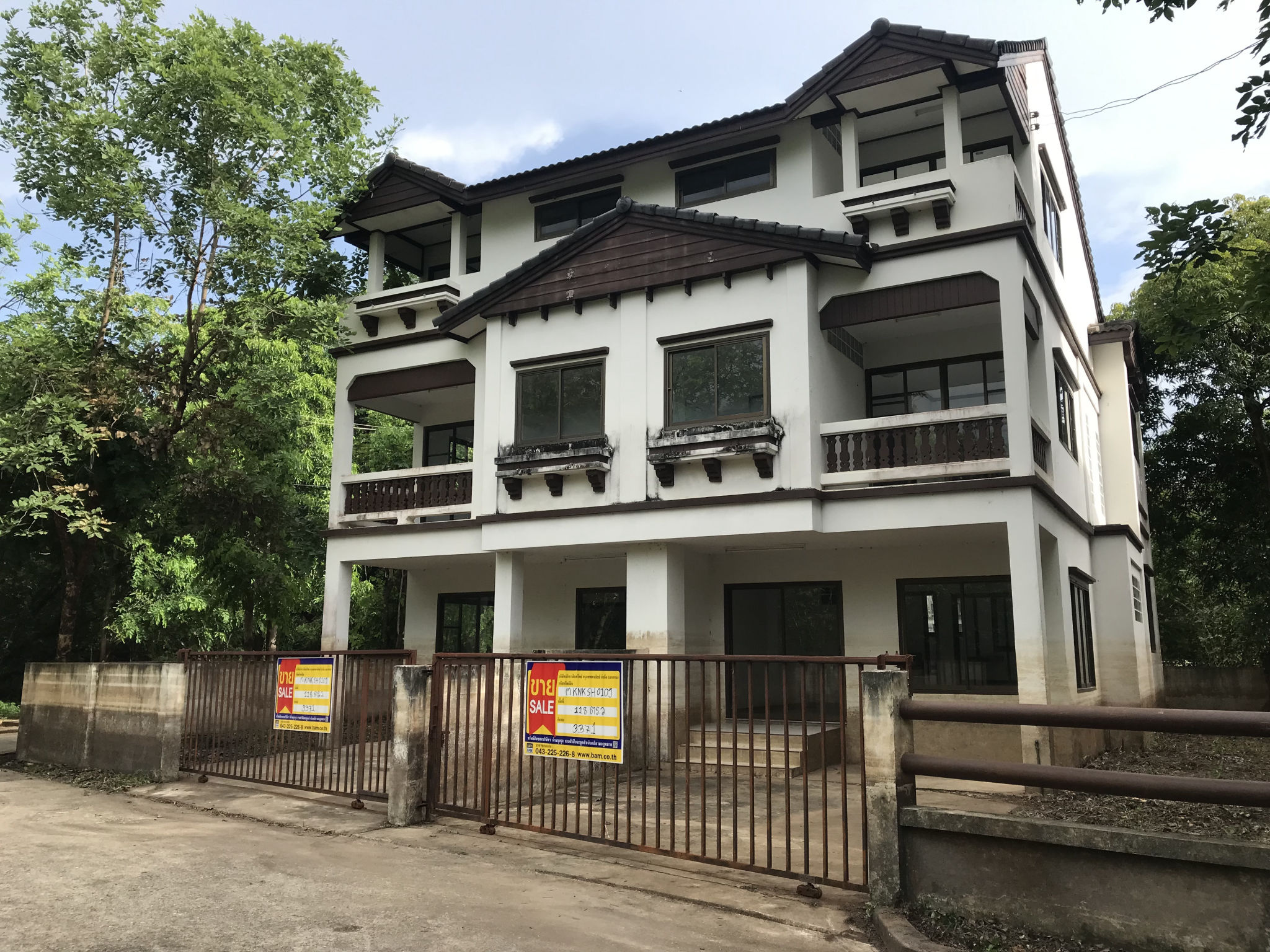 ทรัพย์สถาบันโดย BAM บ้านเดี่ยว ริมน้ำชี (Riverview)