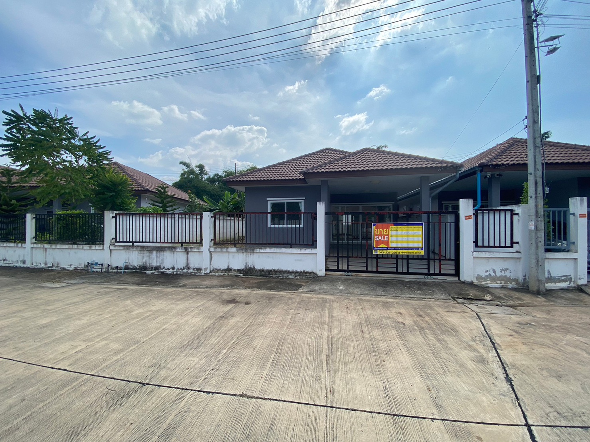 ทรัพย์สถาบันโดย BAM บ้านเดี่ยว เอกกวินวิลล่า (KK Ideal Home Non Tun)
