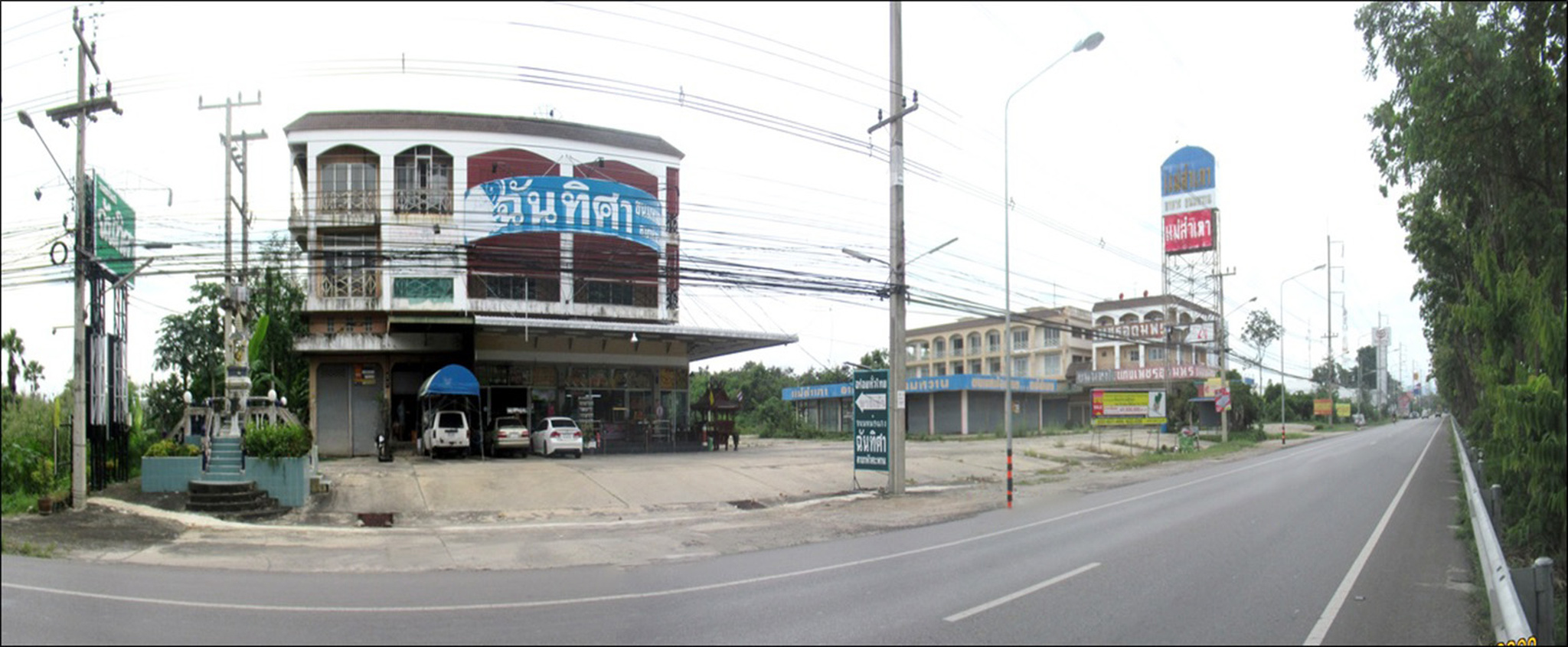 ทรัพย์สถาบันโดย BAM โฮมออฟฟิศ แม่สำเภา