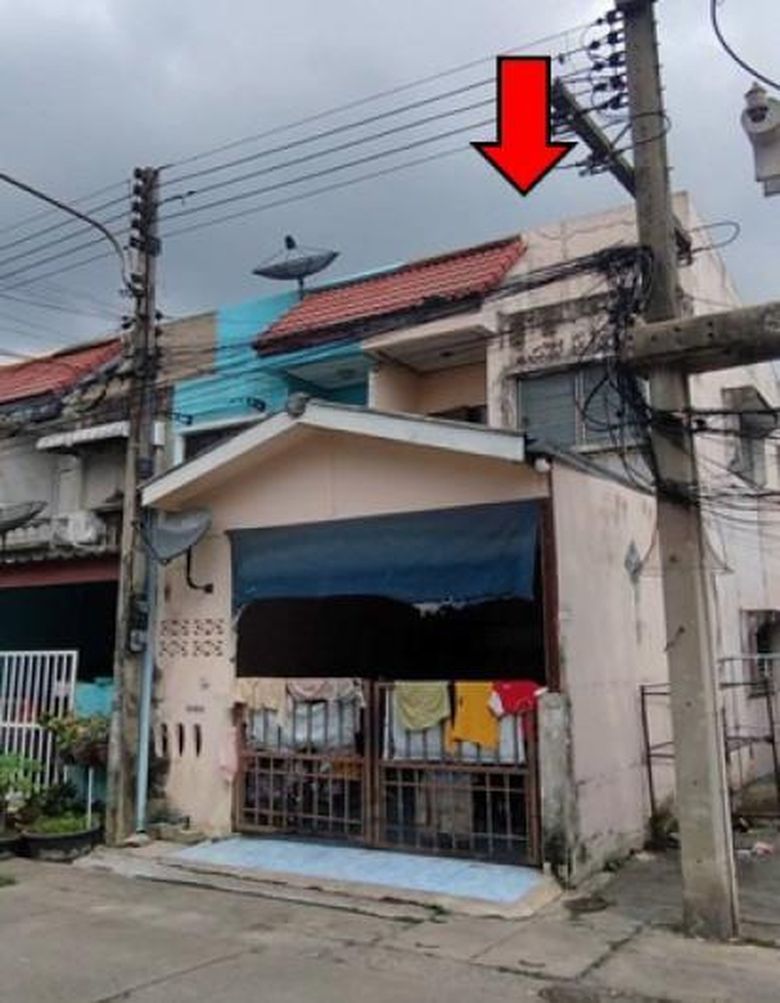 ทรัพย์สถาบันโดย GHB ทาวน์เฮาส์ ม.เจษฎา 5