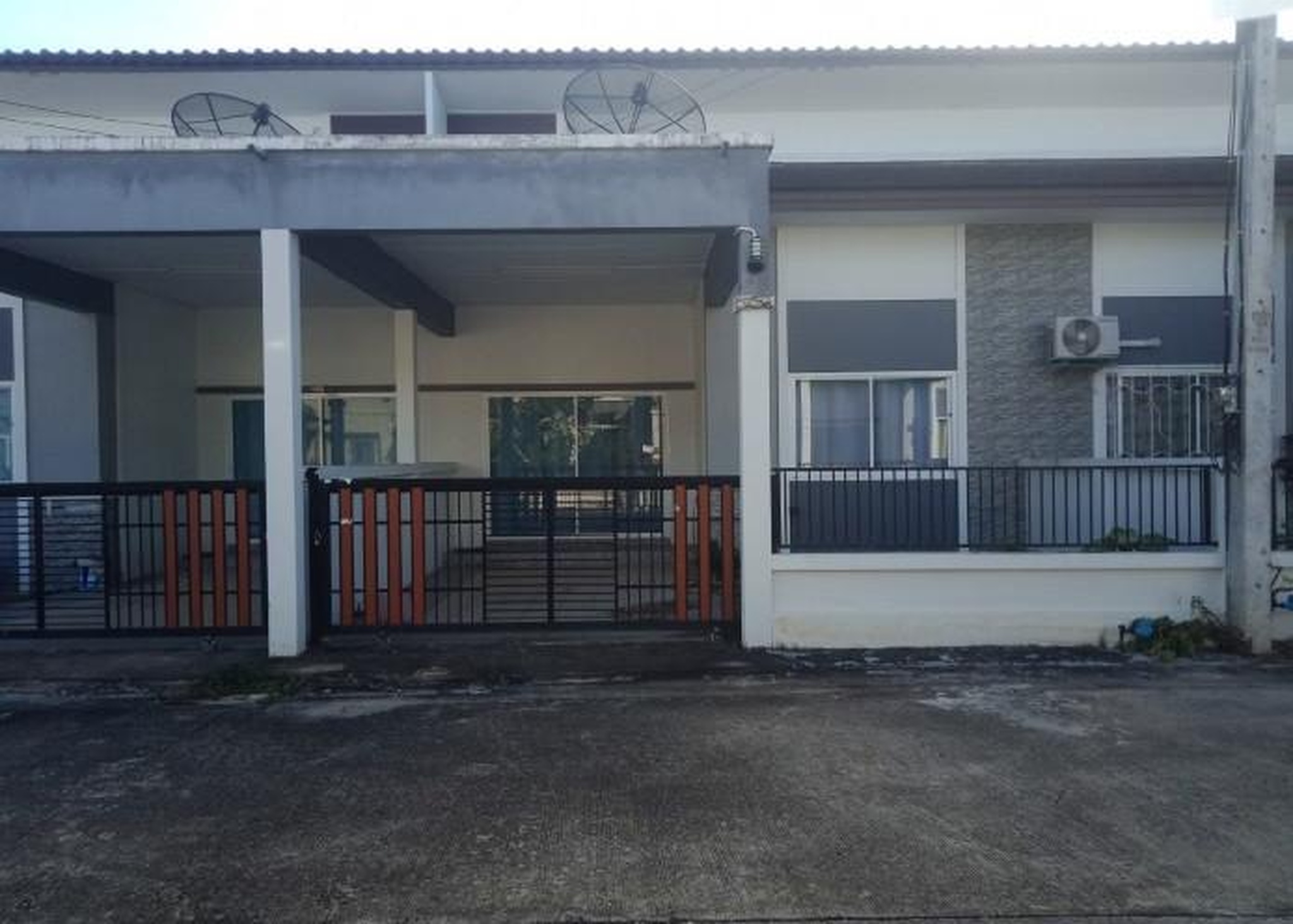 ทรัพย์สถาบันโดย GHB บ้านเดี่ยว ภูราธานี