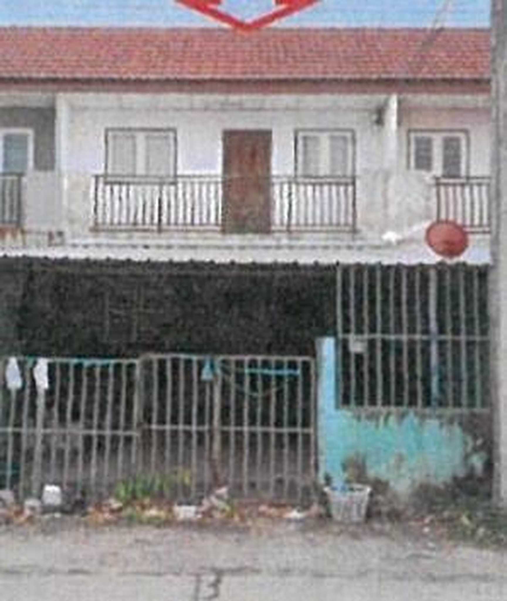 ทรัพย์สถาบันโดย GHB ทาวน์เฮาส์ เอื้อารีย์
