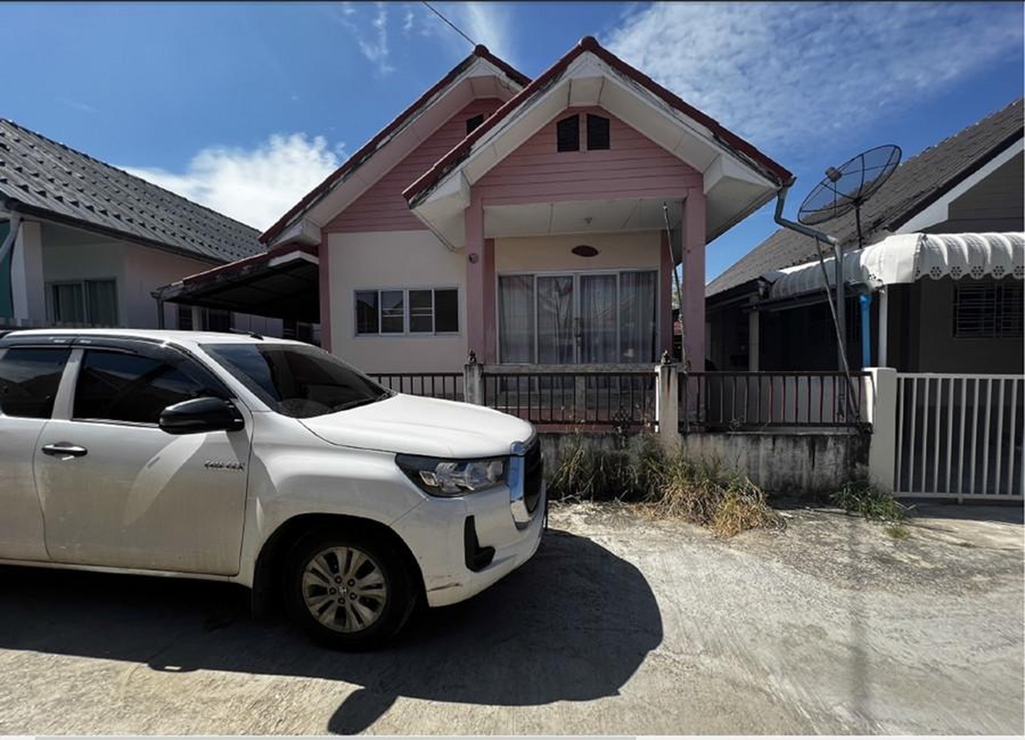 ทรัพย์สถาบันโดย GHB บ้านเดี่ยว รุ่งฟ้า 4