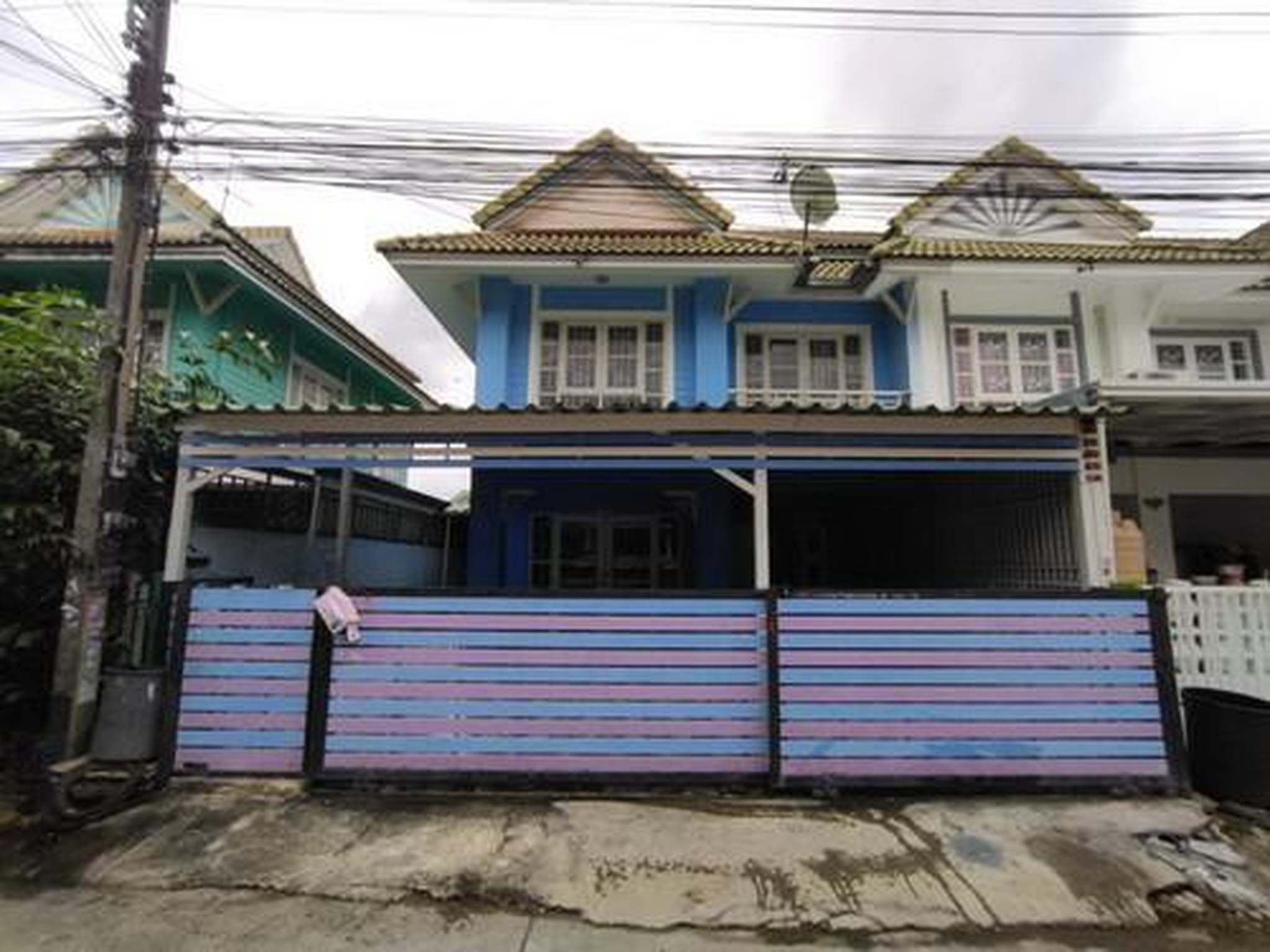 ทรัพย์สถาบันโดย GHB ทาวน์เฮาส์ บ้านพฤกษา 13 คลองสาม (Baan Pruksa 13 Klong Sam)