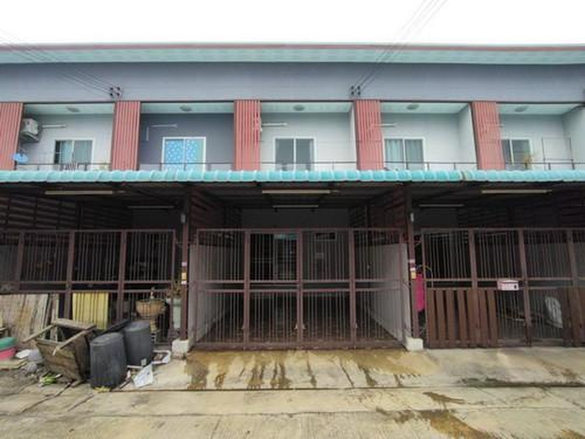 ทรัพย์สถาบันโดย GHB ทาวน์เฮาส์ นิวทาวน์ฉัตรไพลิน