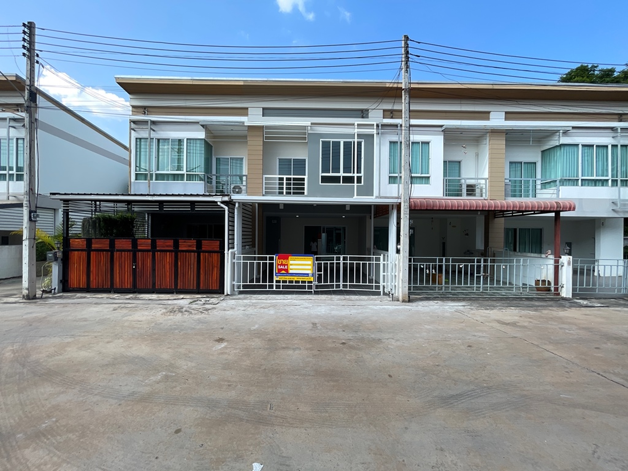 ทรัพย์สถาบันโดย BAM ทาวน์เฮาส์ ชนรดา 2 (Chonrada 2 Mittraphap-Ban Chan)