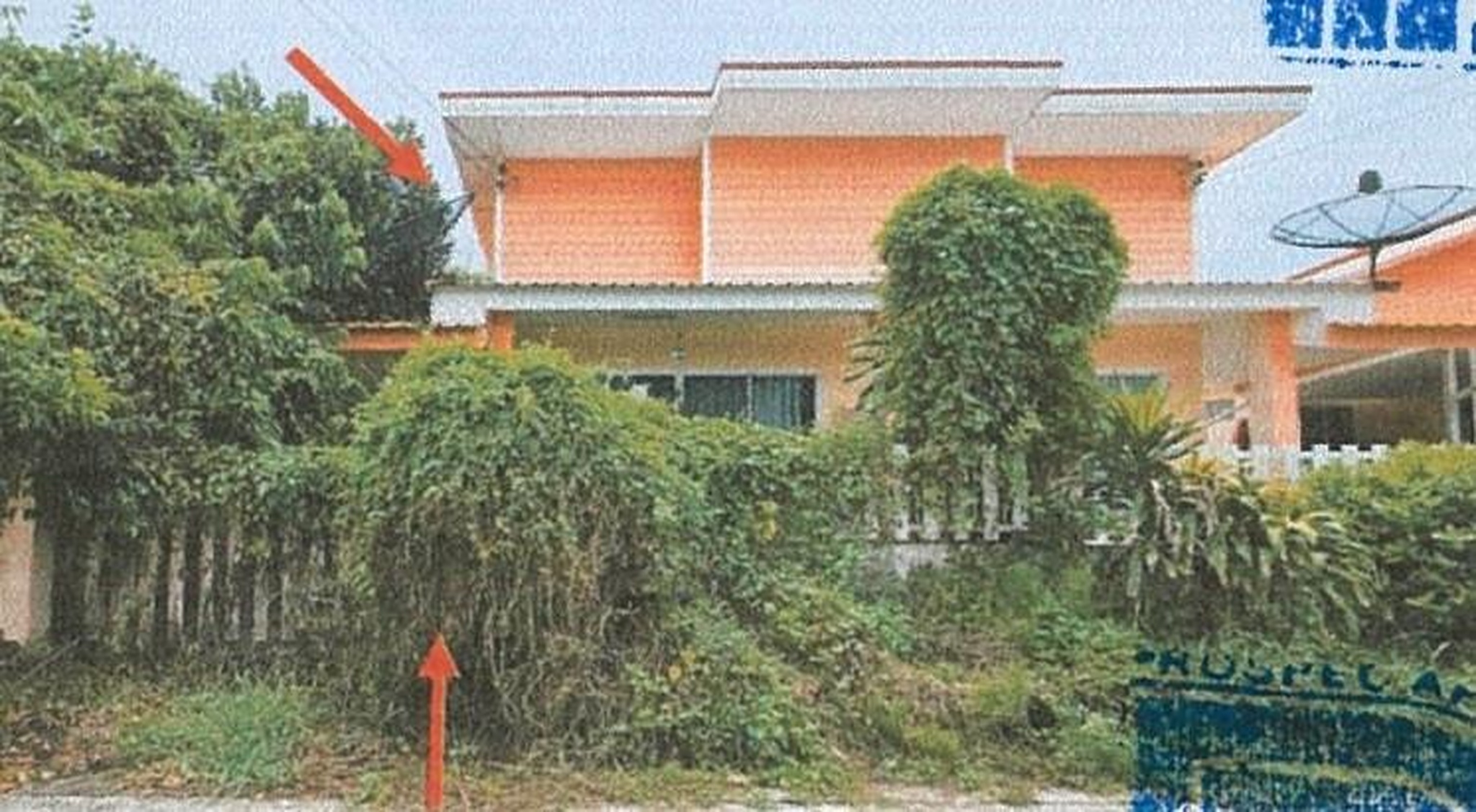 ทรัพย์สถาบันโดย GHB บ้านแฝด โมเดิร์น ทวิน โฮม
