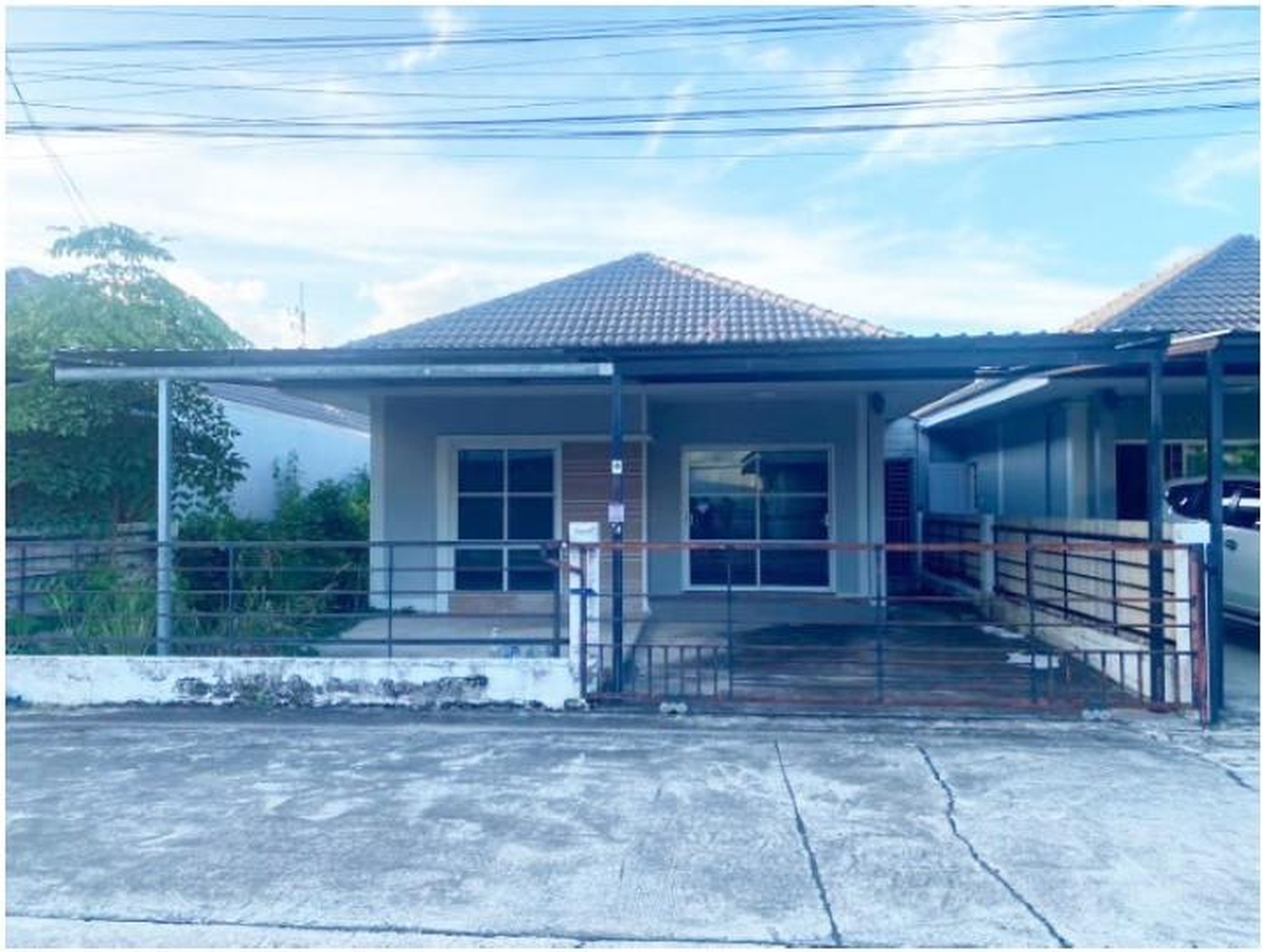 ทรัพย์สถาบันโดย GHB บ้านแฝด เดอะเดคโค่