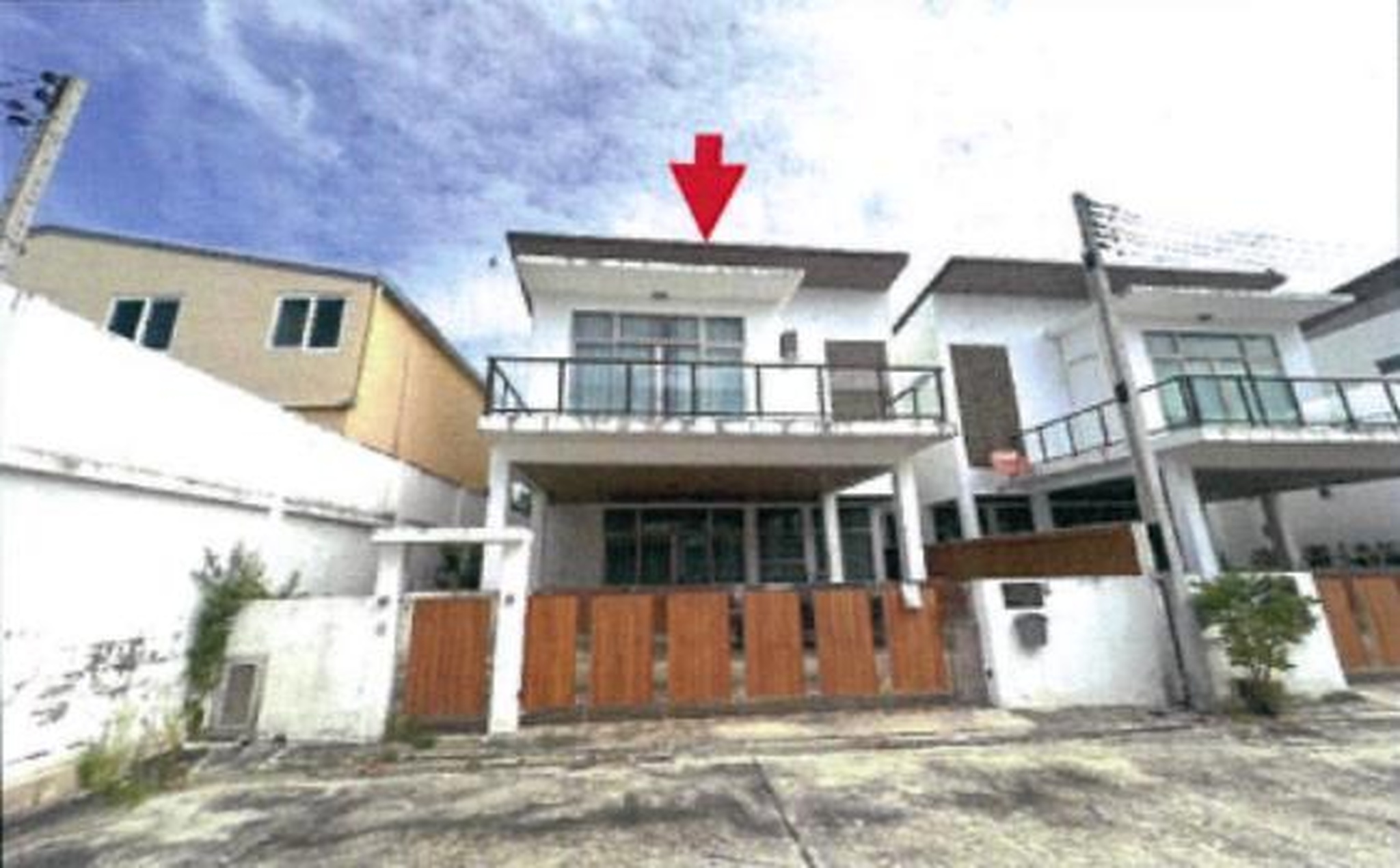 ทรัพย์สถาบันโดย GHB บ้านแฝด อุ่นไอรัก พลูวิลล่า