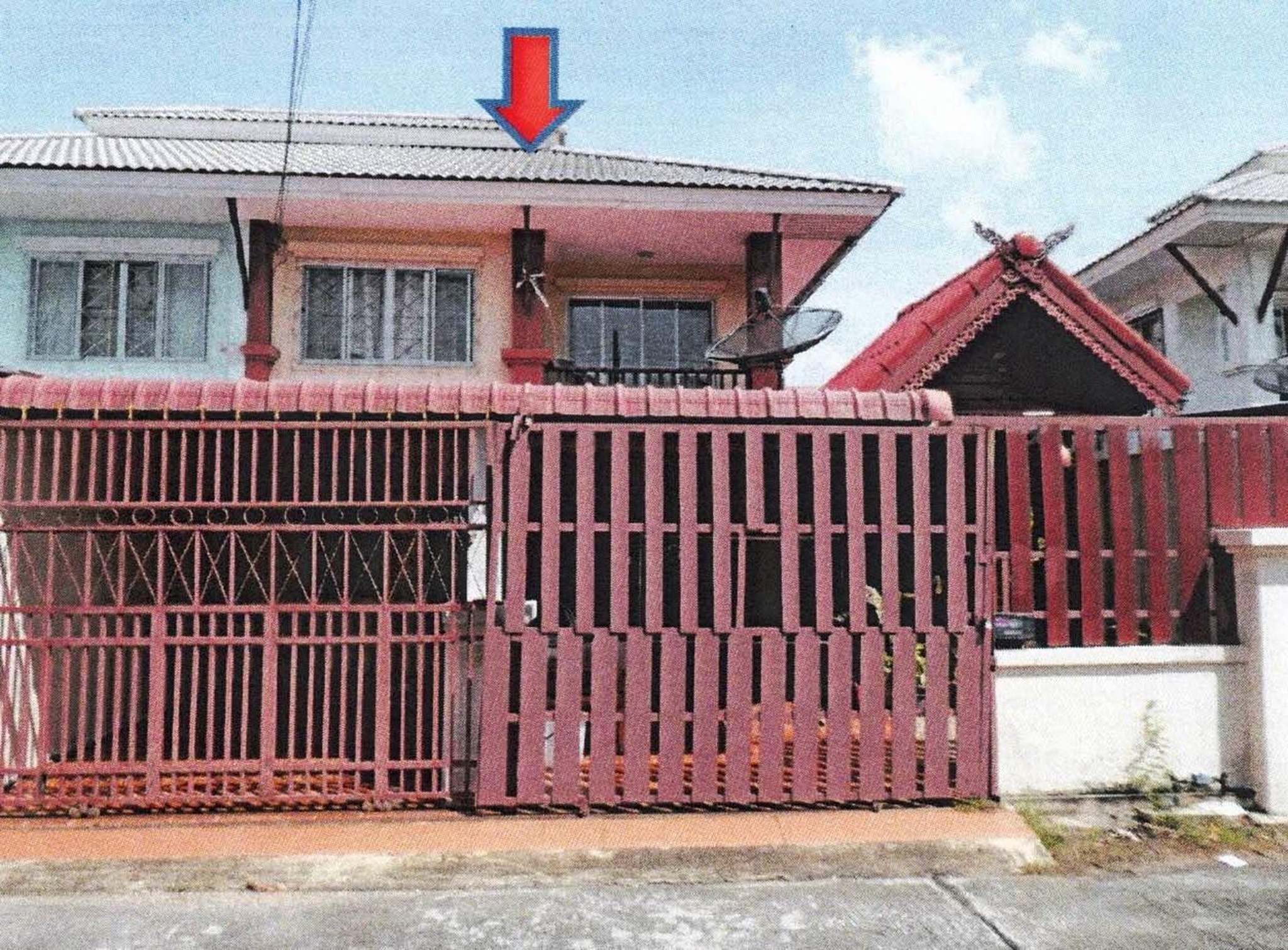 ทรัพย์สถาบันโดย GHB บ้านแฝด มณีแก้ว