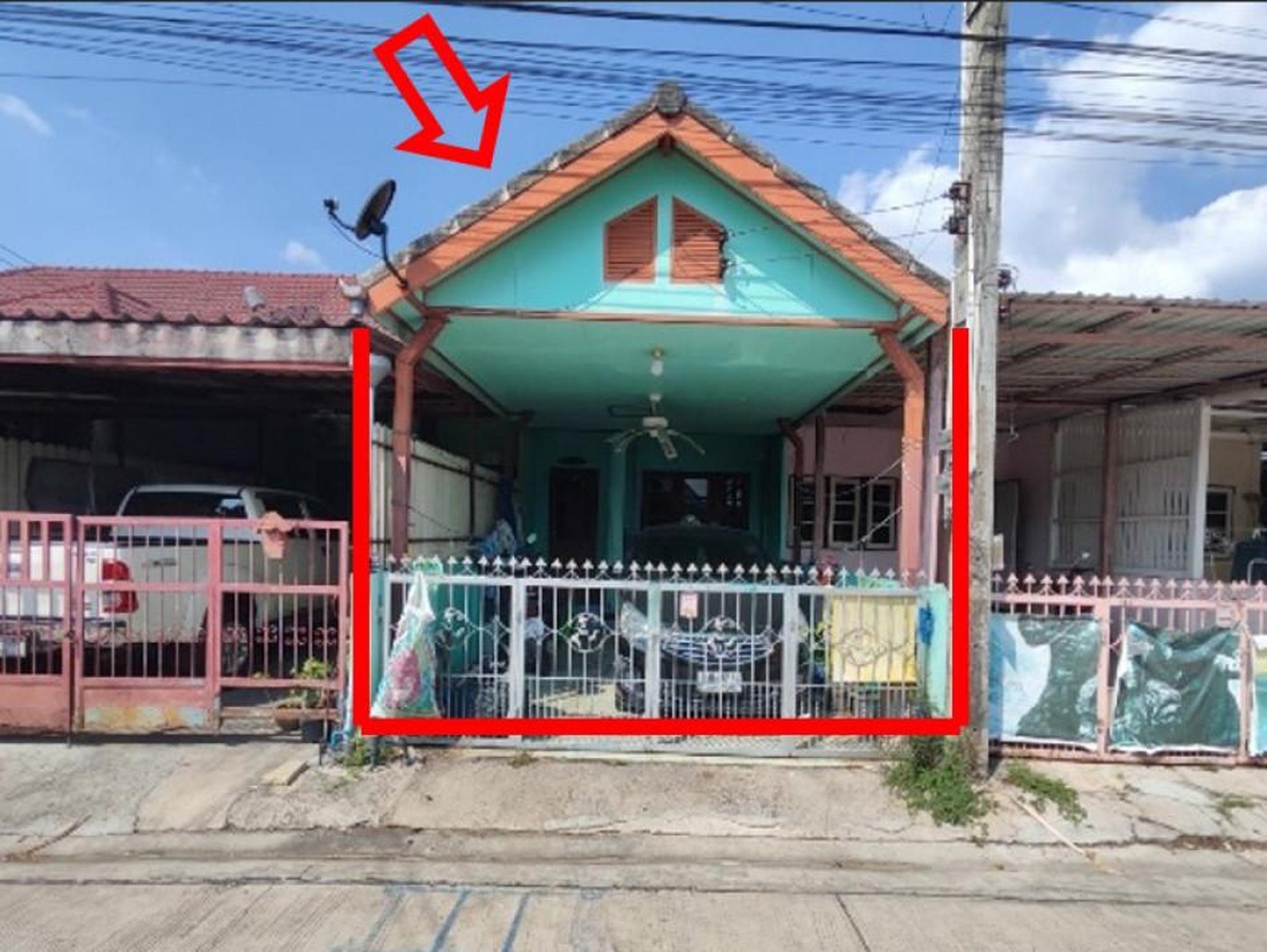 ทรัพย์สถาบันโดย GHB ทาวน์เฮาส์ รุ่งเรืองทองการ์เด้นท์8