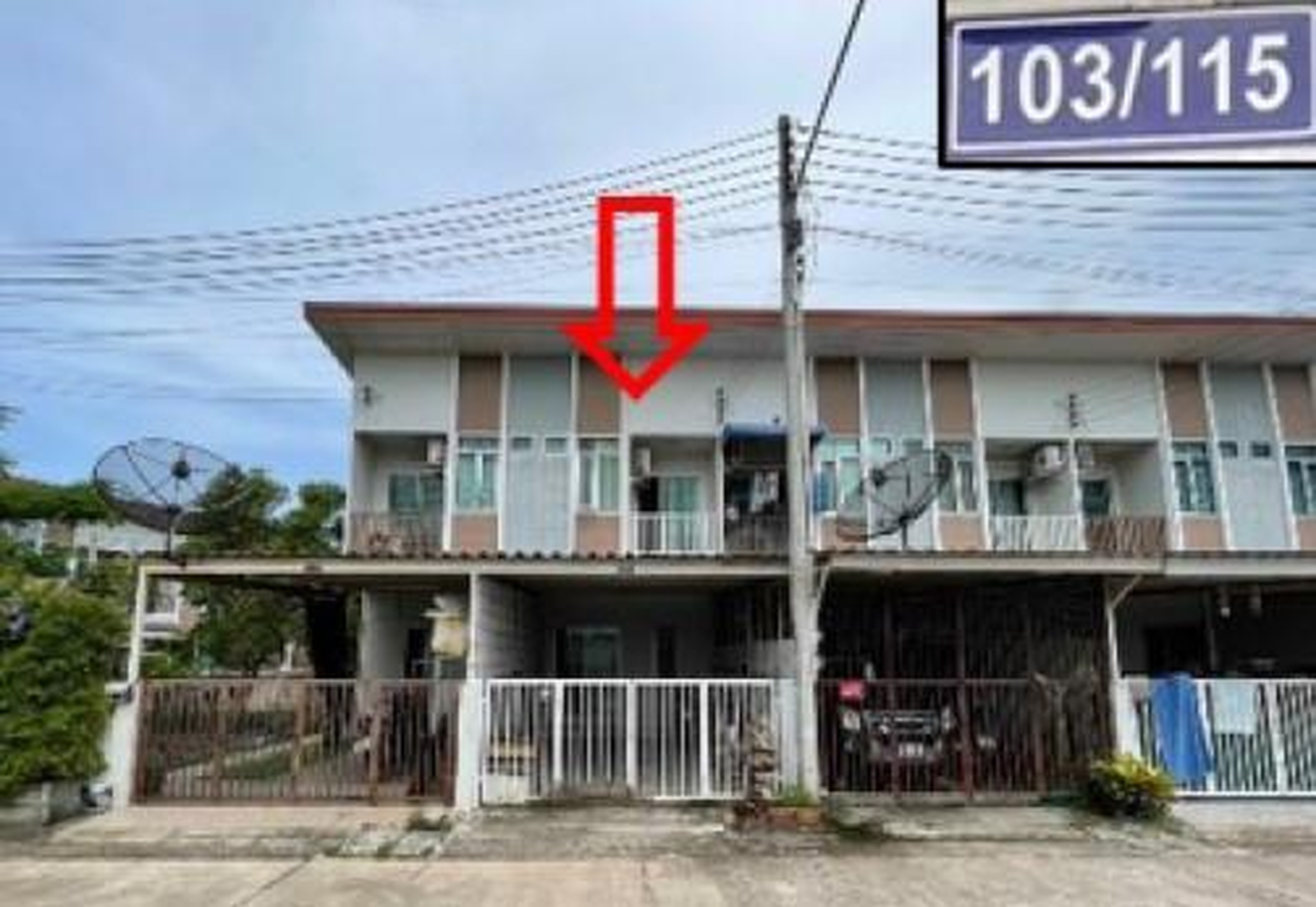 ทรัพย์สถาบันโดย GHB ทาวน์เฮาส์ โกลเด้น โฮม 3