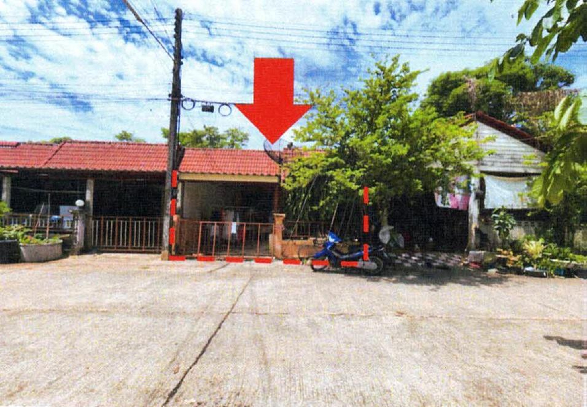 ทรัพย์สถาบันโดย GHB ทาวน์เฮาส์ เมืองประชา