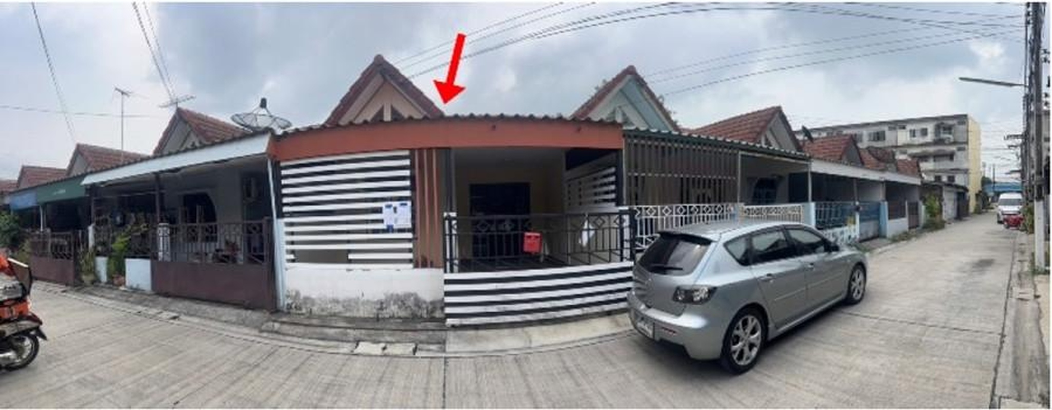 ทรัพย์สถาบันโดย GHB ทาวน์เฮาส์ รุ่งตะวัน