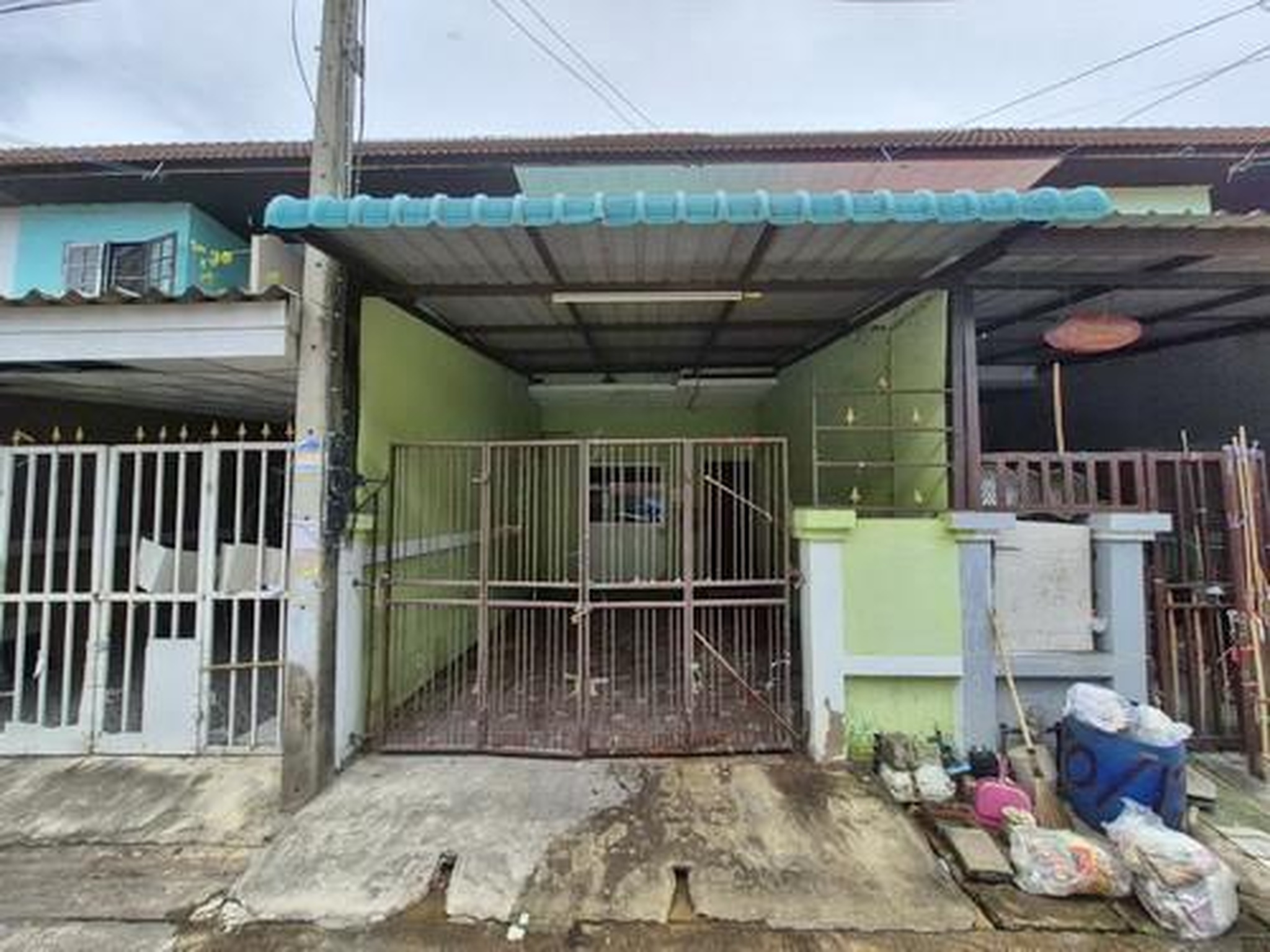 ทรัพย์สถาบันโดย GHB ทาวน์เฮาส์ ฉัตรไพลิน ลาดหลุมแก้ว (Chatrapailin Latlumkaew)