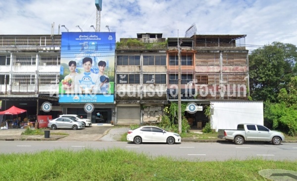 ตึกแถว 3 ชั้นครึ่ง ถนนญาณวิโรจน์ อำเภอเมืองจันทบุรี ใกล้โรบินสัน 2 ห้อง 5 ล้าน : โดยนายหน้า/ตัวแทน