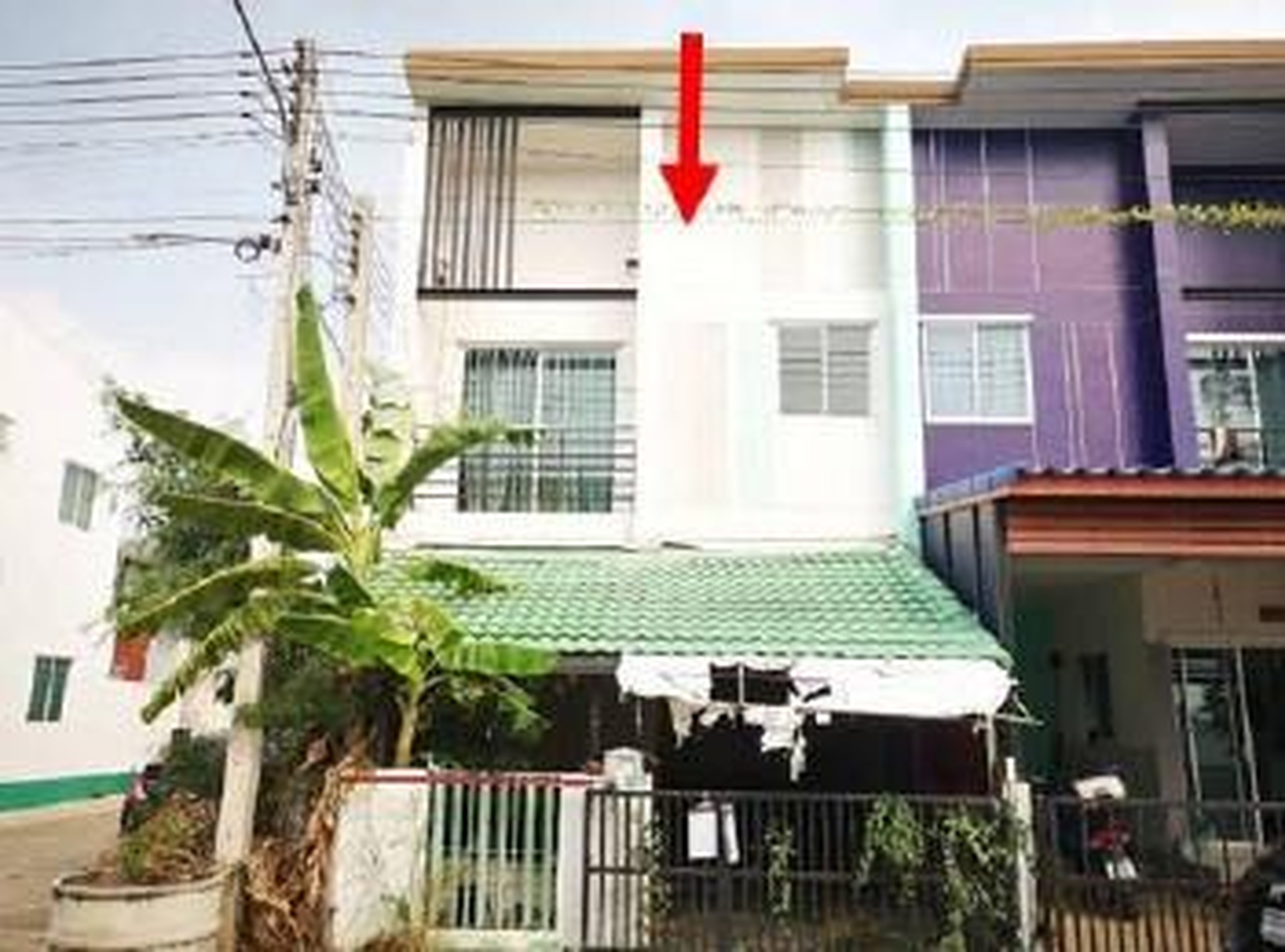 ทรัพย์สถาบันโดย GHB ทาวน์เฮาส์ เดอะ มันนี่ มี-พันธุวงษ์
