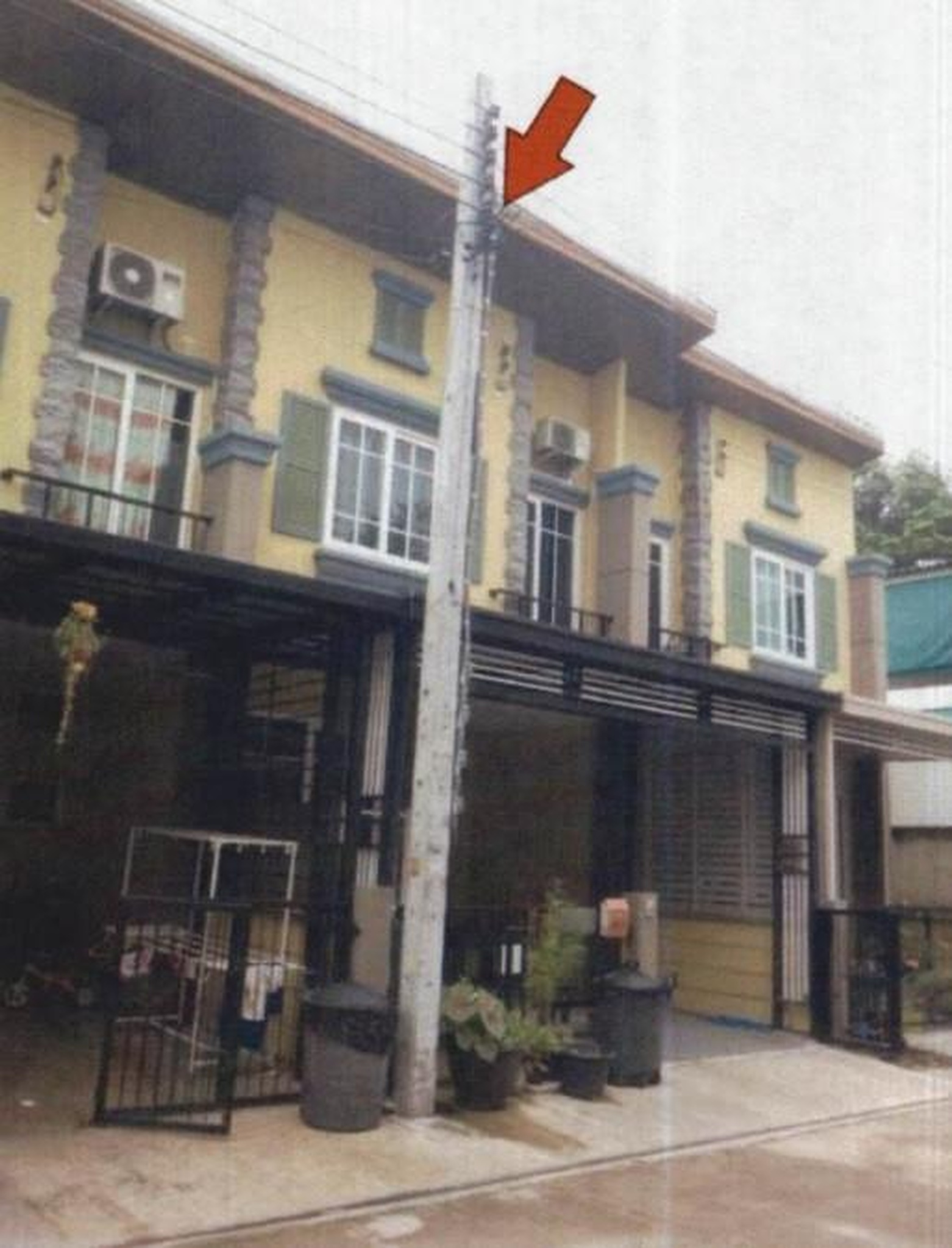 ทรัพย์สถาบันโดย GHB ทาวน์เฮาส์ โกลเด้นทาวน์เพชรเกษม-พุทธมณฑลสาย3