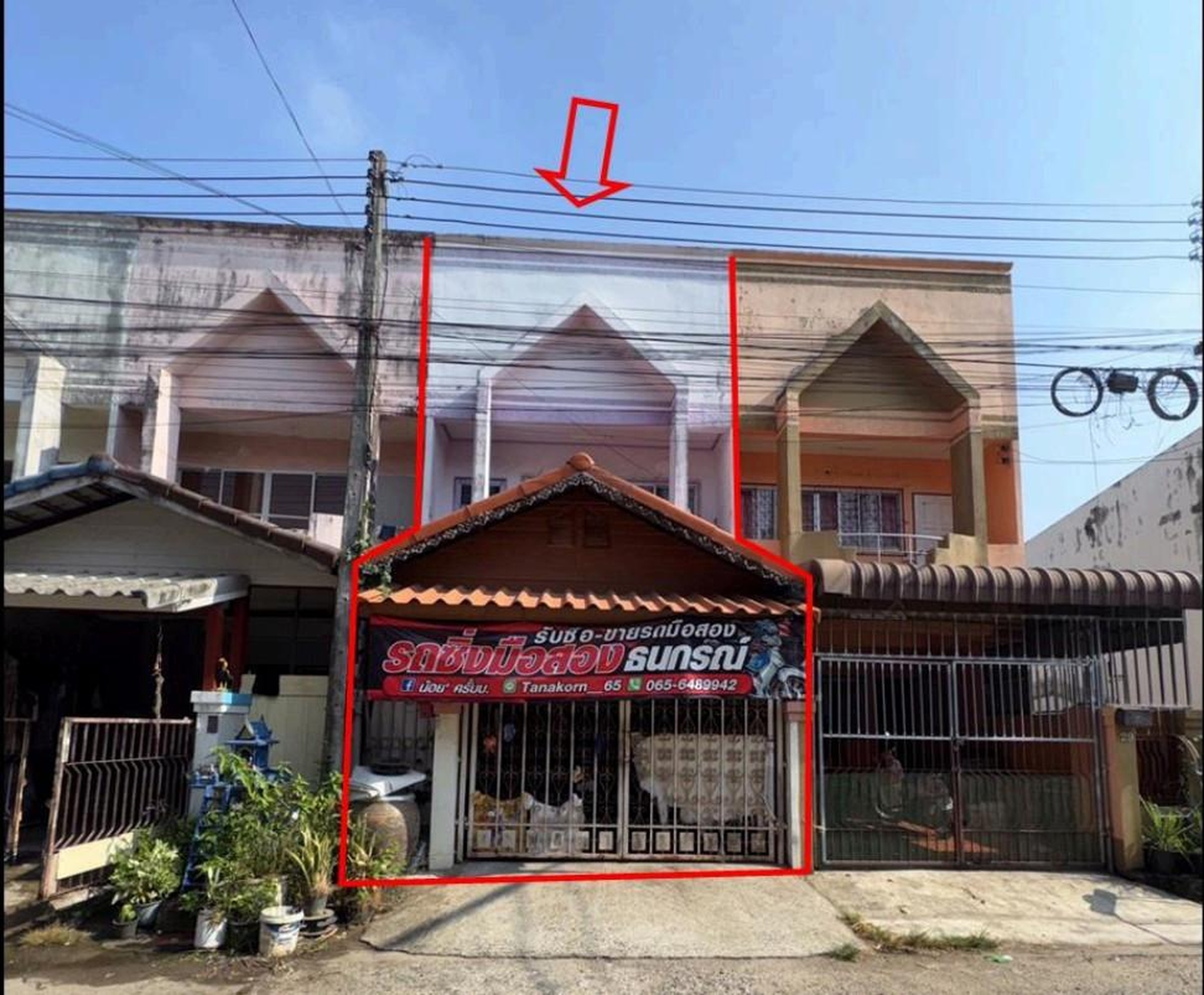 ทรัพย์สถาบันโดย GHB ทาวน์เฮาส์ ทวีธรวิลล่า