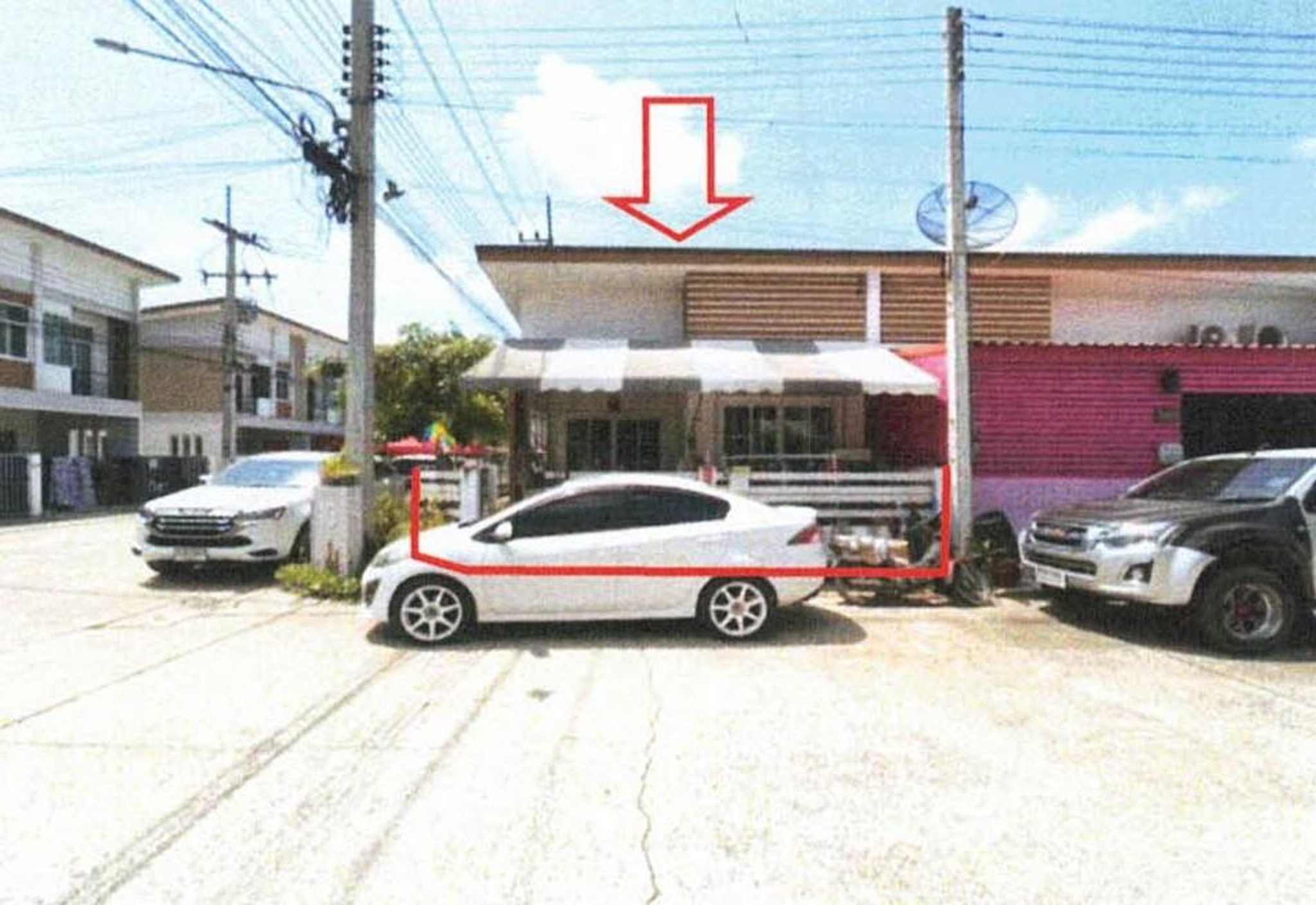 ทรัพย์สถาบันโดย GHB ทาวน์เฮาส์ เดอะ มิราเคิล พลัส เฟส 2
