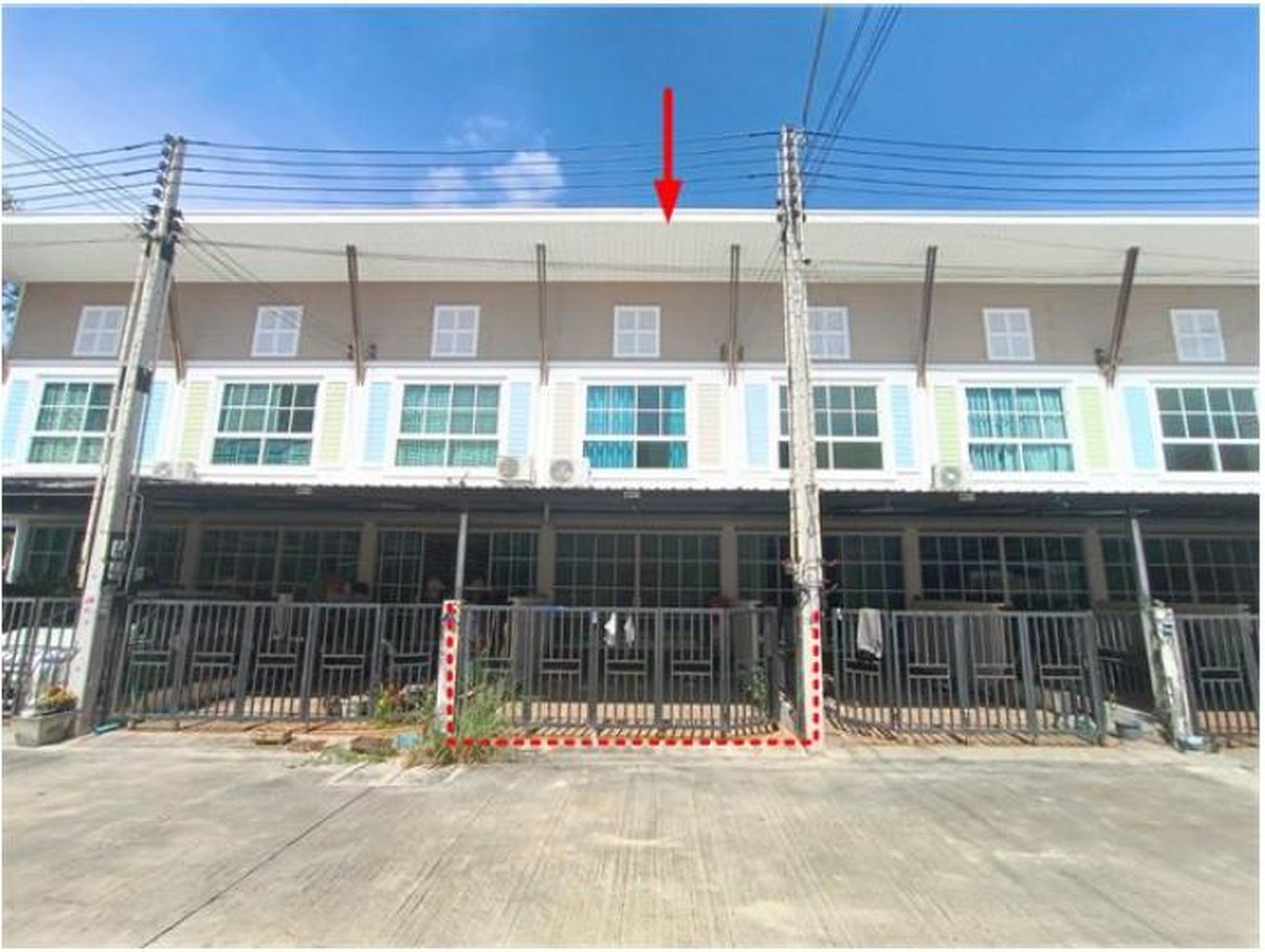 ทรัพย์สถาบันโดย GHB ทาวน์เฮาส์ เดอะ เดคโค่ 3 หนองน้ำเย็น (The Deco 3 Nongnamyen)