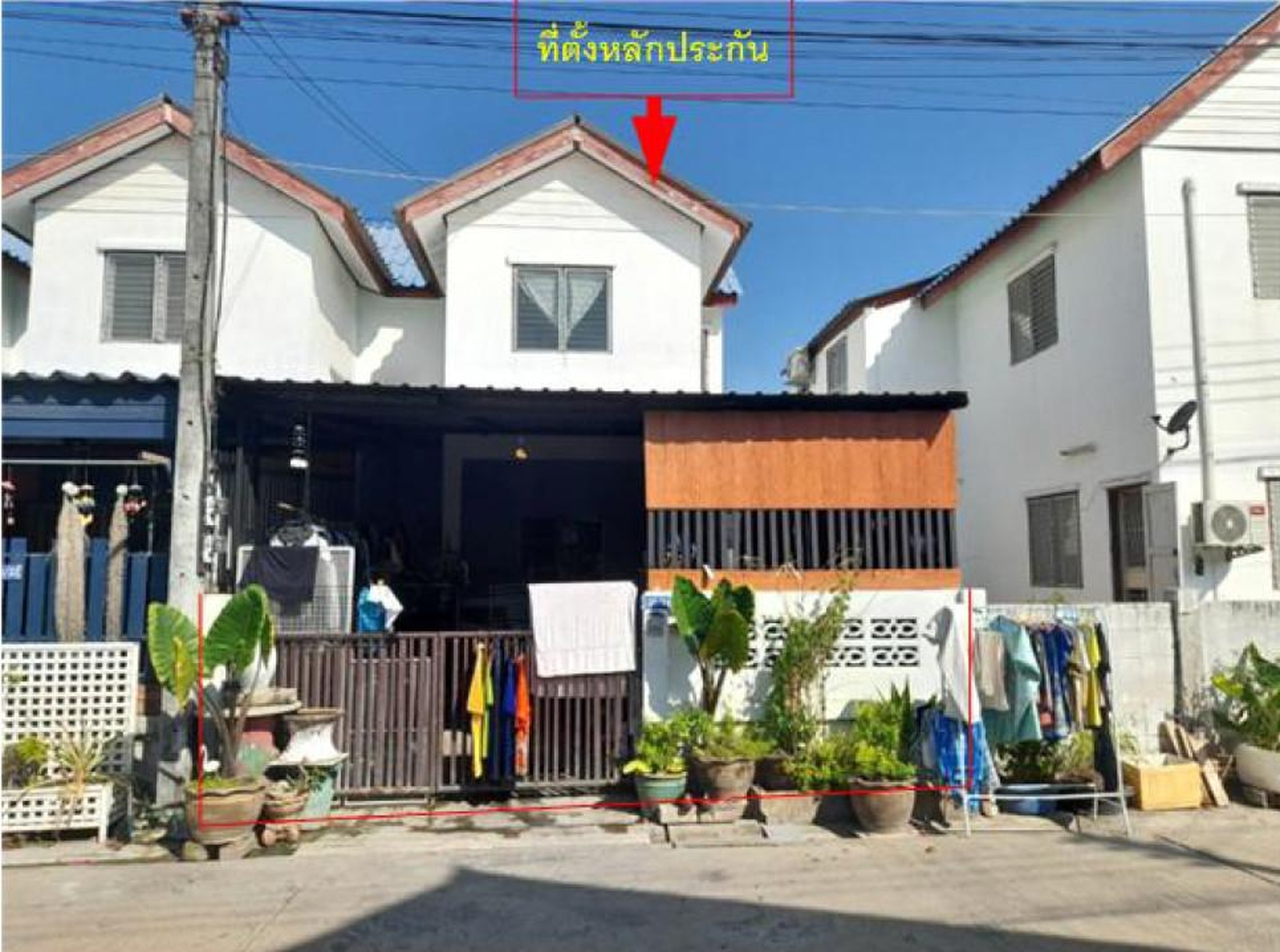 ทรัพย์สถาบันโดย GHB ทาวน์เฮาส์ แสนสุขแม่กลอง