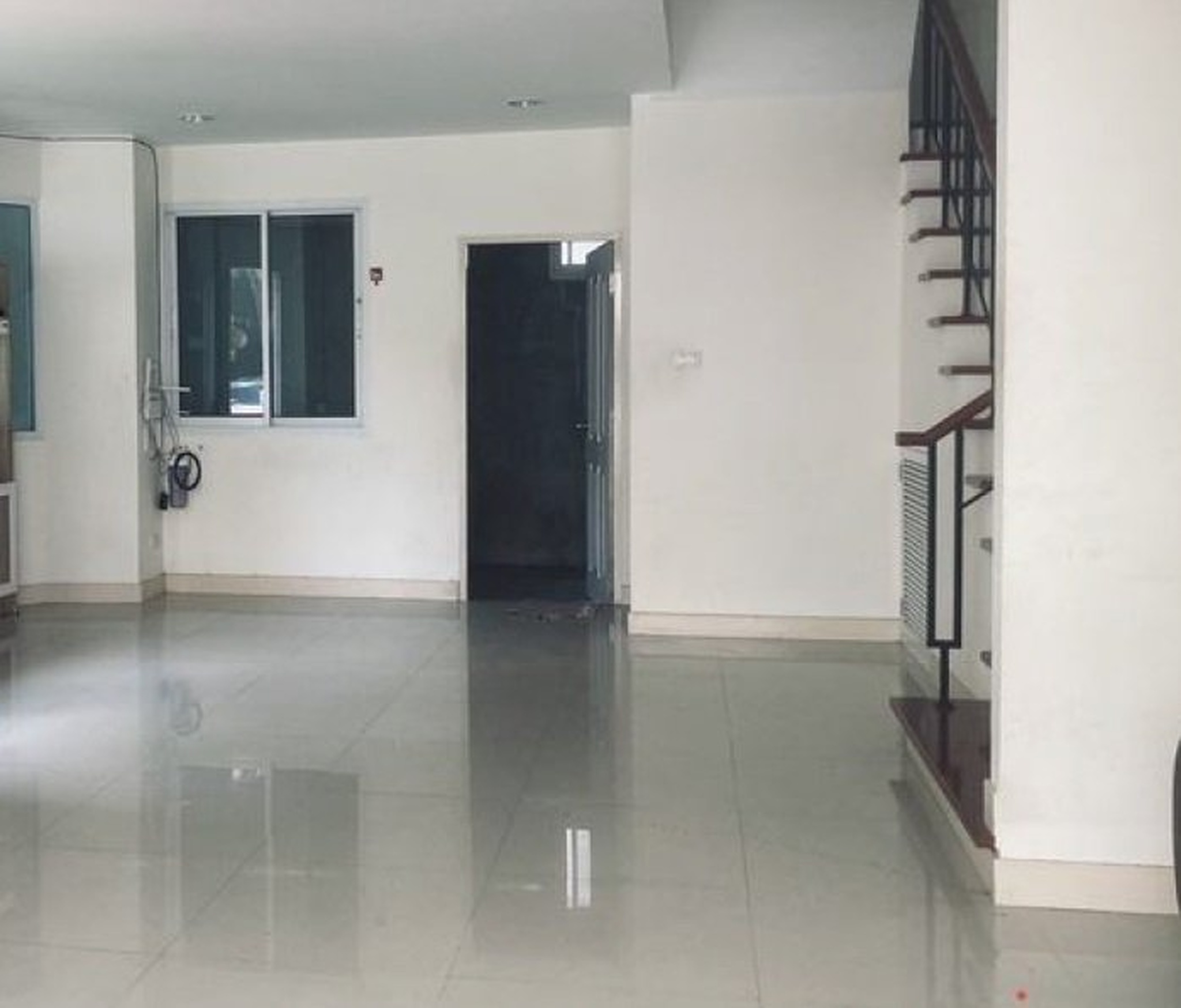 ทรัพย์สถาบันโดย SCB ทาวน์เฮาส์ ปรัชญา บิซโฮม อ่อนนุช-สุวรรณภูมิ (Pradya Biz Home Onnut-Suvarnabhumi)
