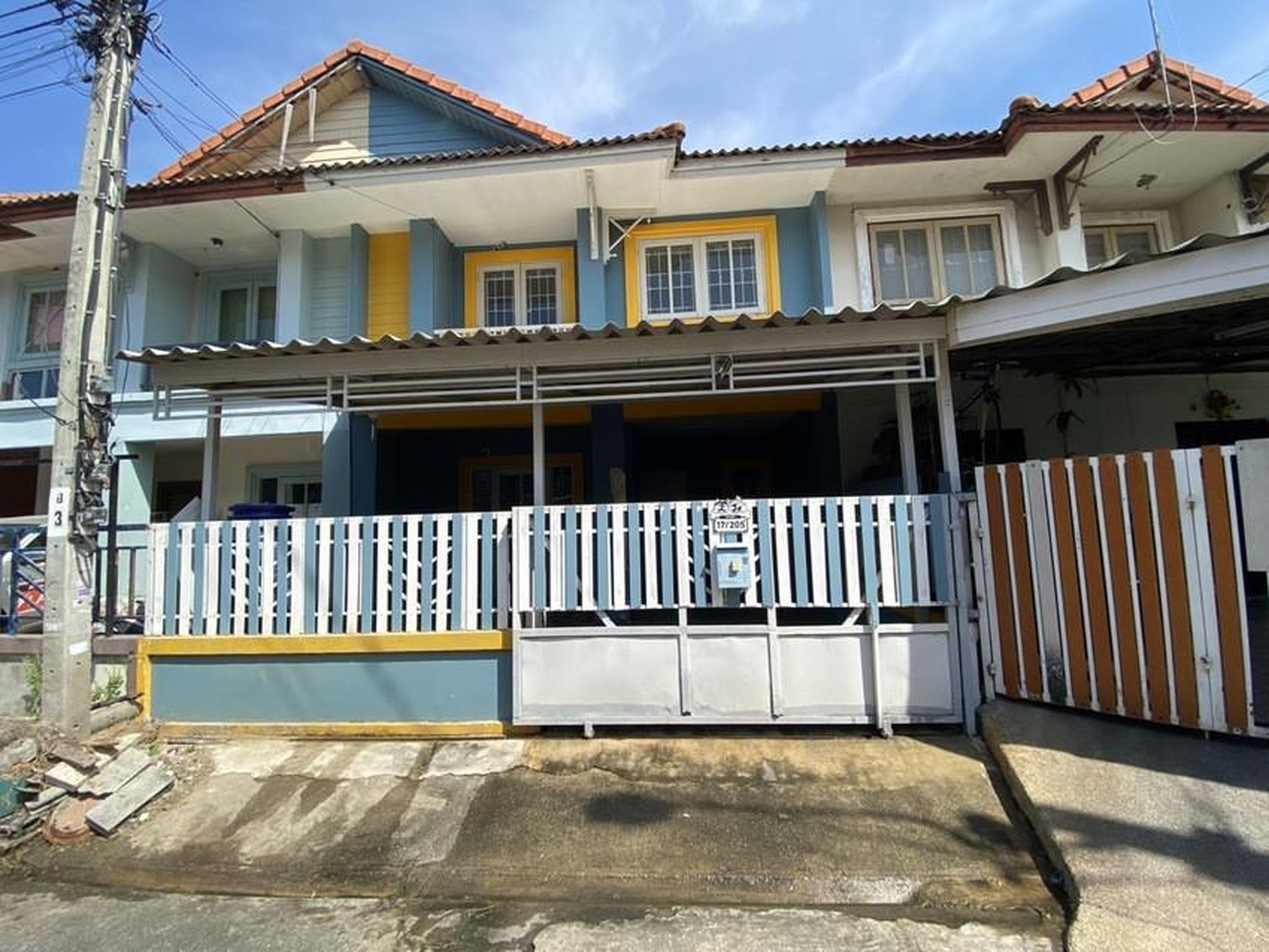 ทรัพย์สถาบันโดย GHB ทาวน์เฮาส์ บ้านพฤกษา 10 ไทรน้อย (Baan Pruksa 10 Sai Noi)