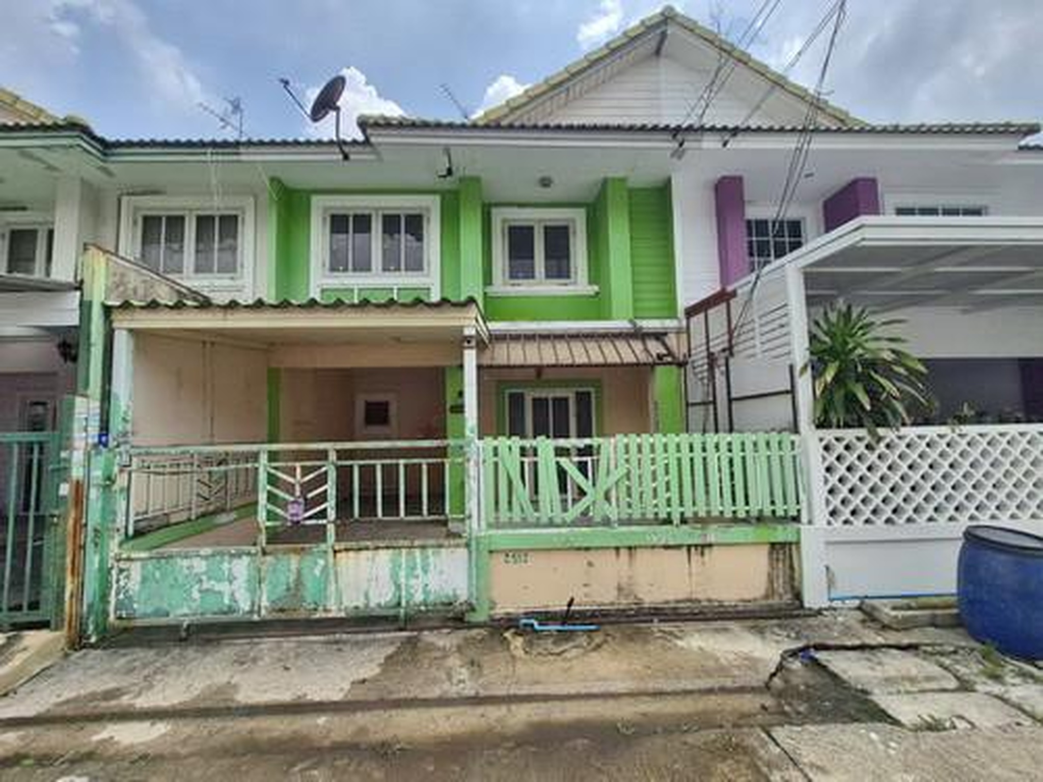 ทรัพย์สถาบันโดย GHB ทาวน์เฮาส์ บ้านพฤกษา 13 คลองสาม (Baan Pruksa 13 Klong Sam)
