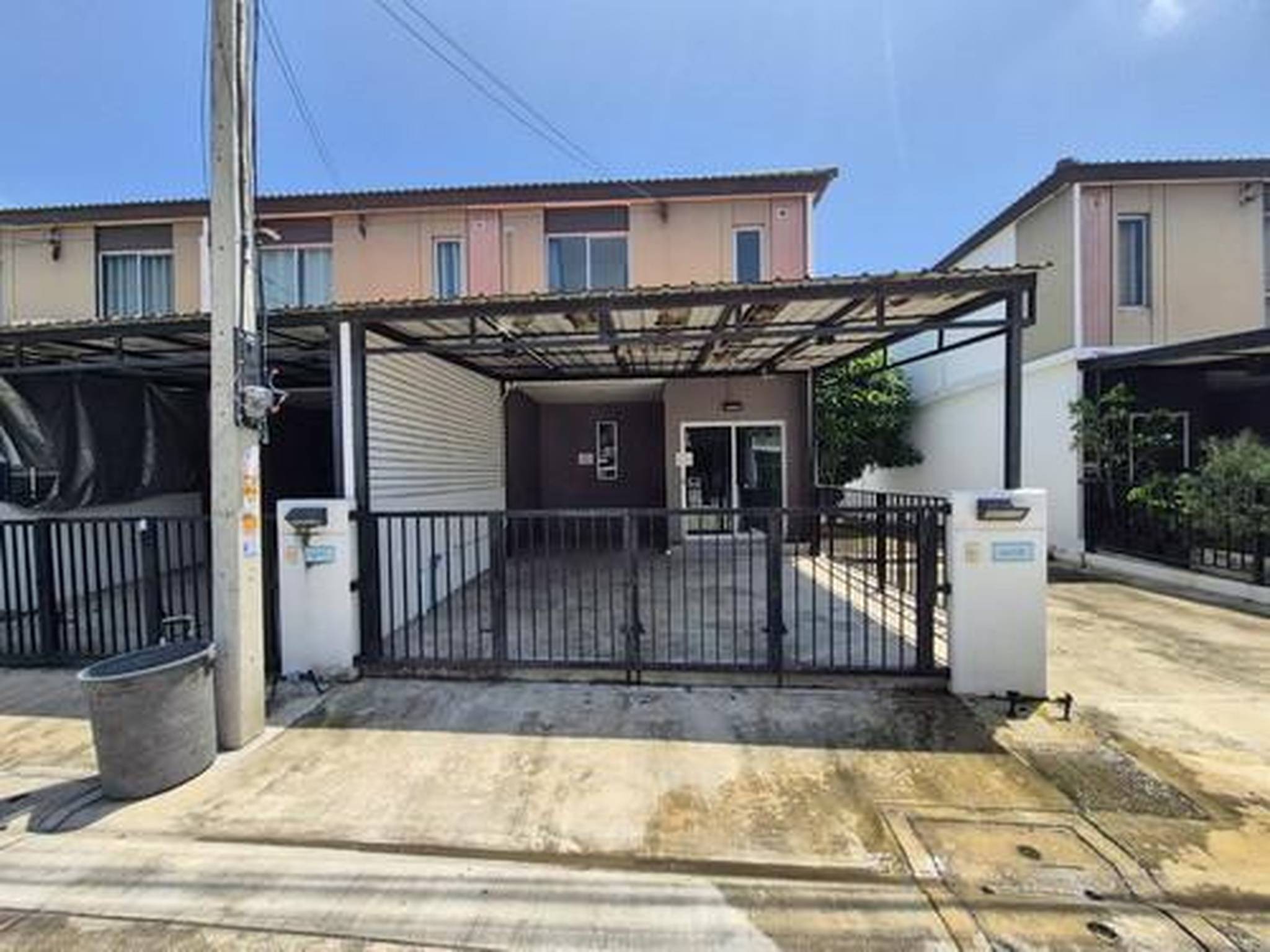ทรัพย์สถาบันโดย GHB ทาวน์เฮาส์ บ้านพฤกษา 155 รังสิต-ธัญบุรี 2 (Baan Pruksa 155 Rangsit-Thanyaburi 2)
