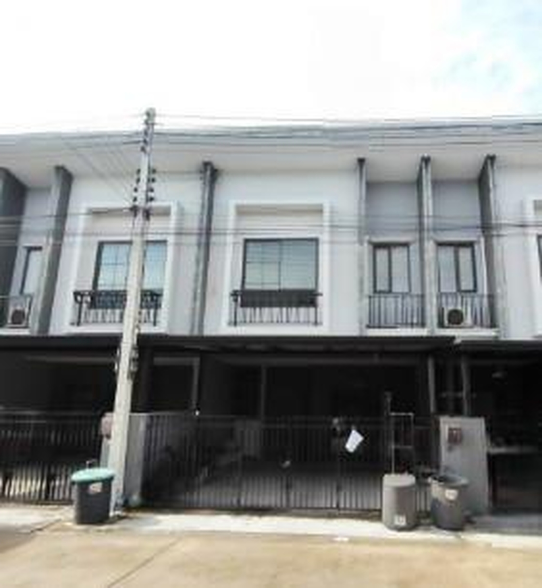 ทรัพย์สถาบันโดย GHB ทาวน์เฮาส์ บริทาเนียวงแหวน-หทัยราษฎร์