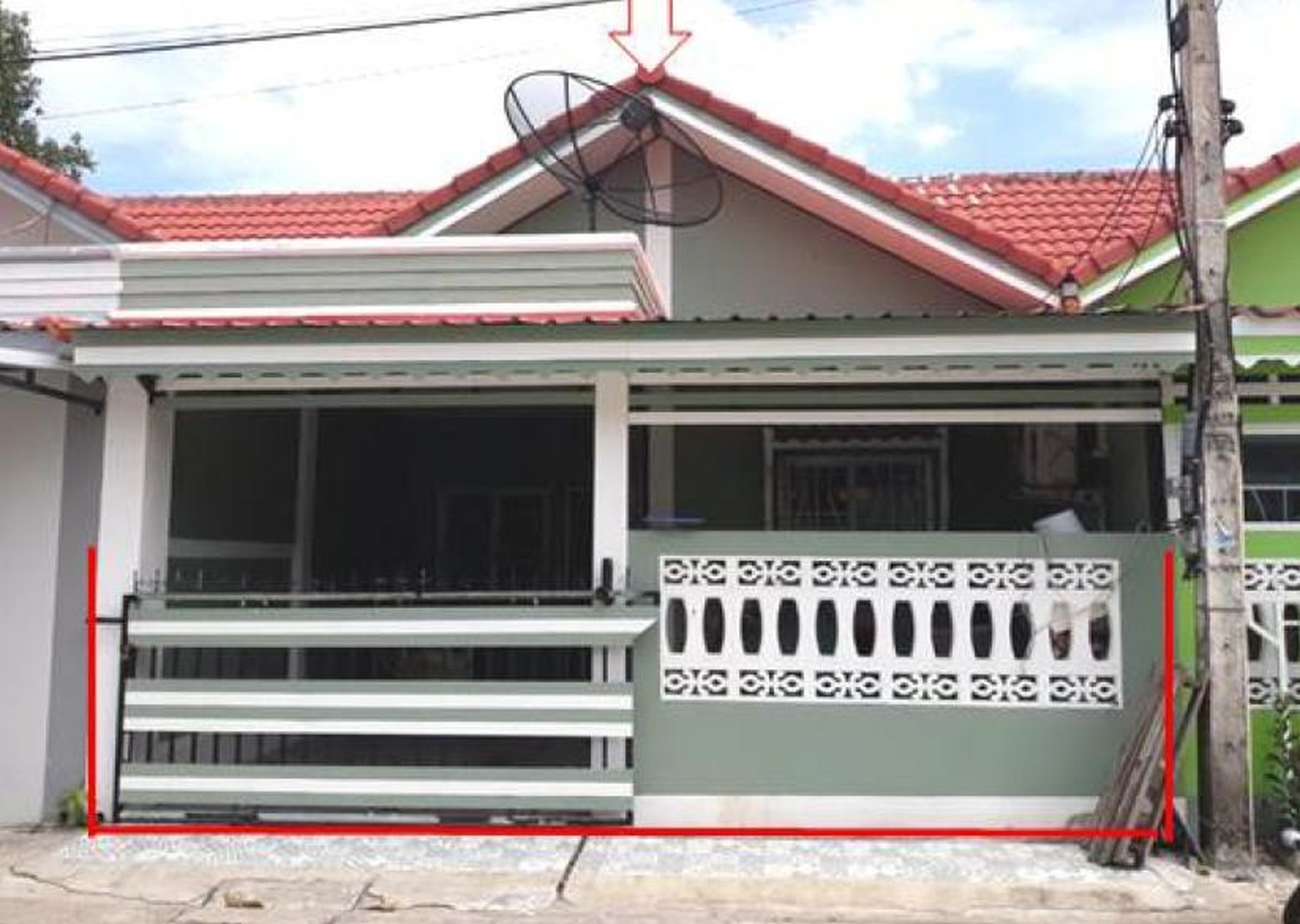 ทรัพย์สถาบันโดย GHB ทาวน์เฮาส์ ม.บัวคลี่ 12
